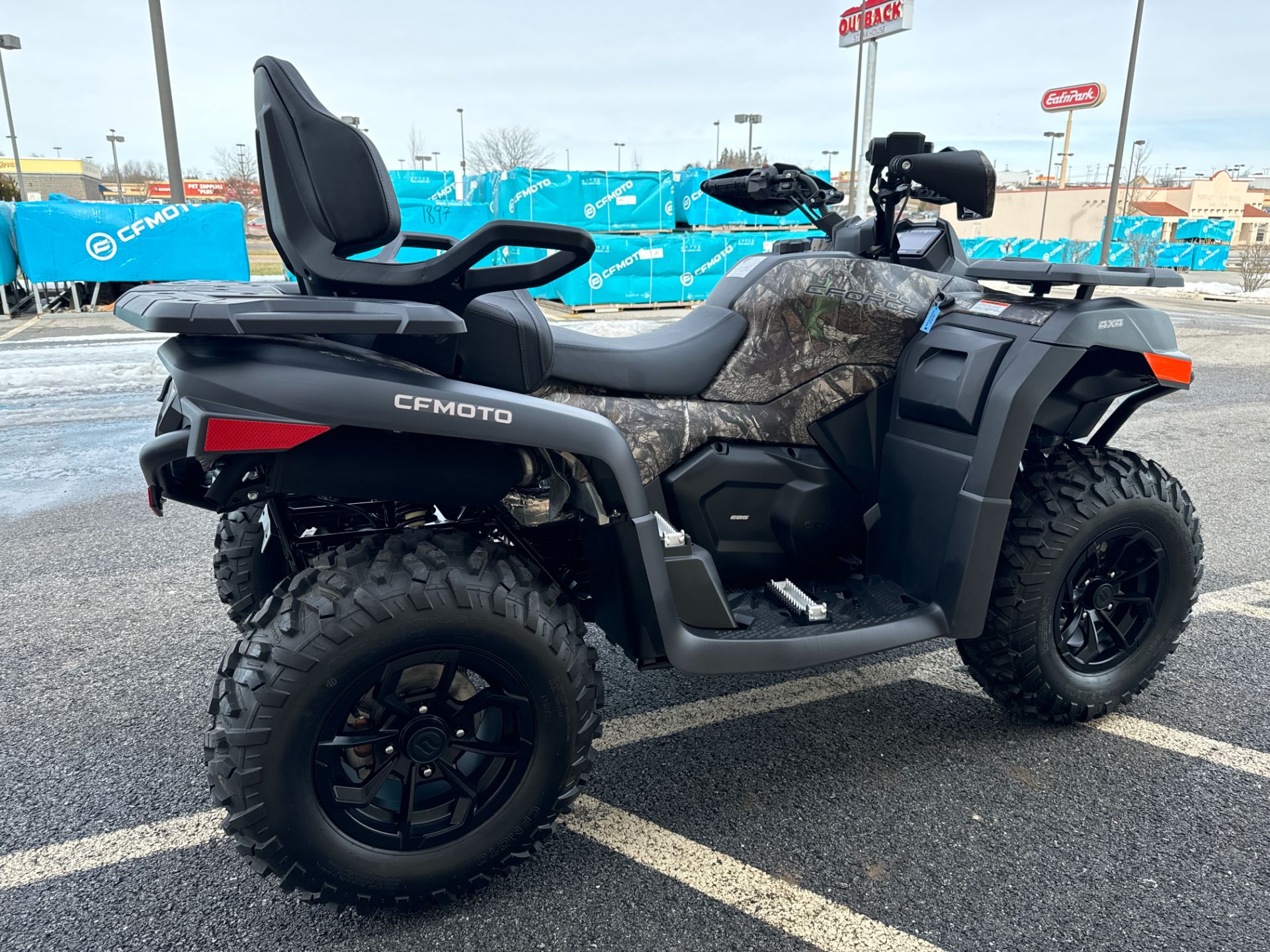 2025  CForce 600 Touring 3