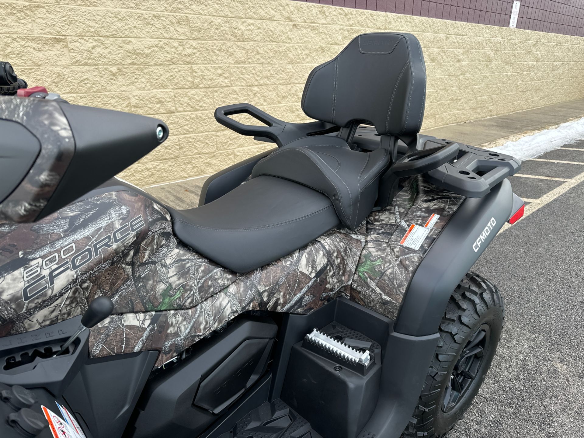 2025  CForce 600 Touring 7