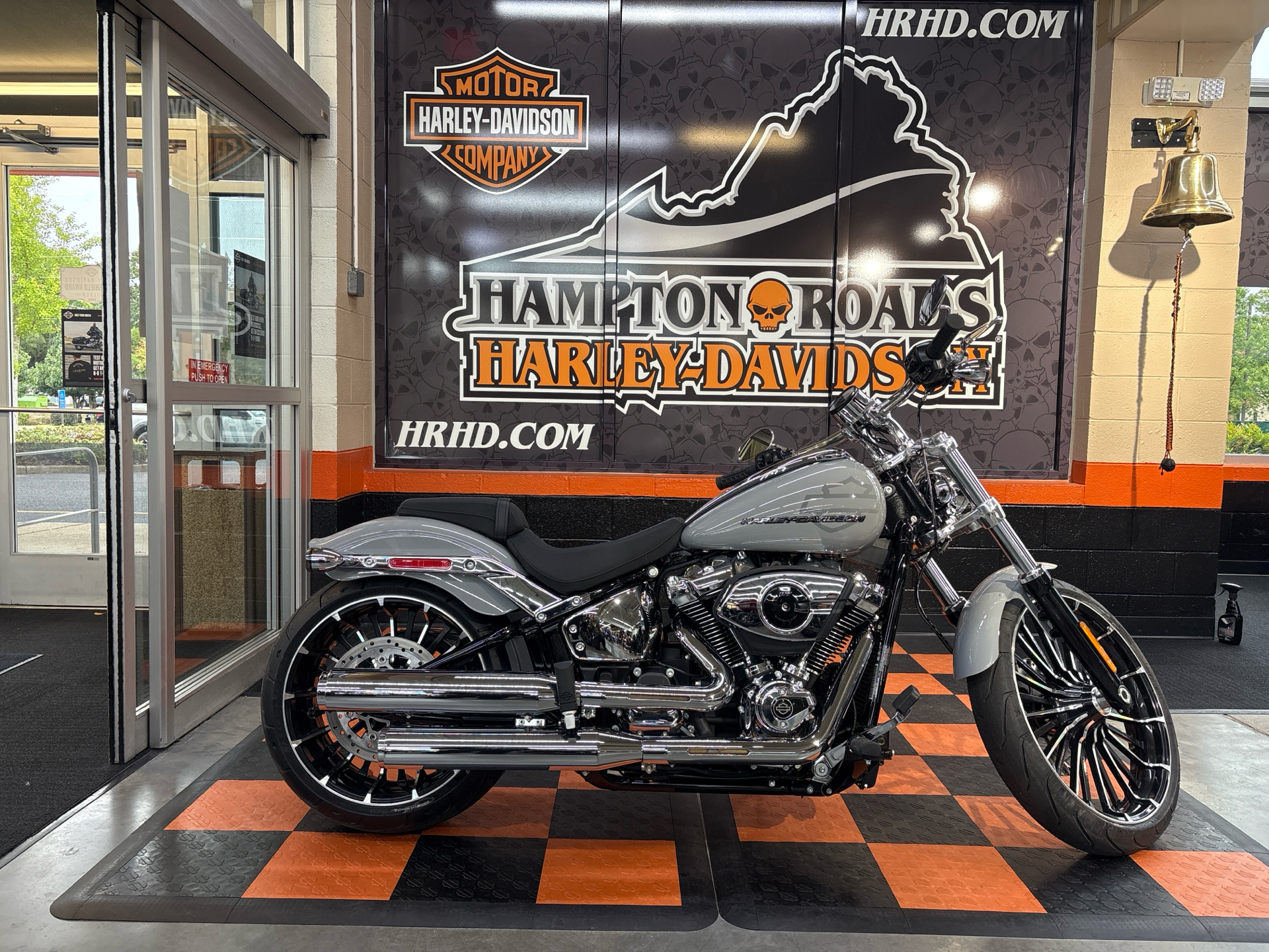 New 2025 Harley-Davidson Breakout® Motorcycle - Specs, Price