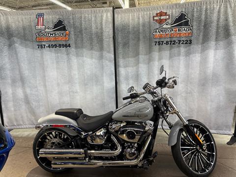 Harley-Davidsonの時計 2025 Harley-Davidson® FXLRST - Low Rider® ST | RideNow Powersports