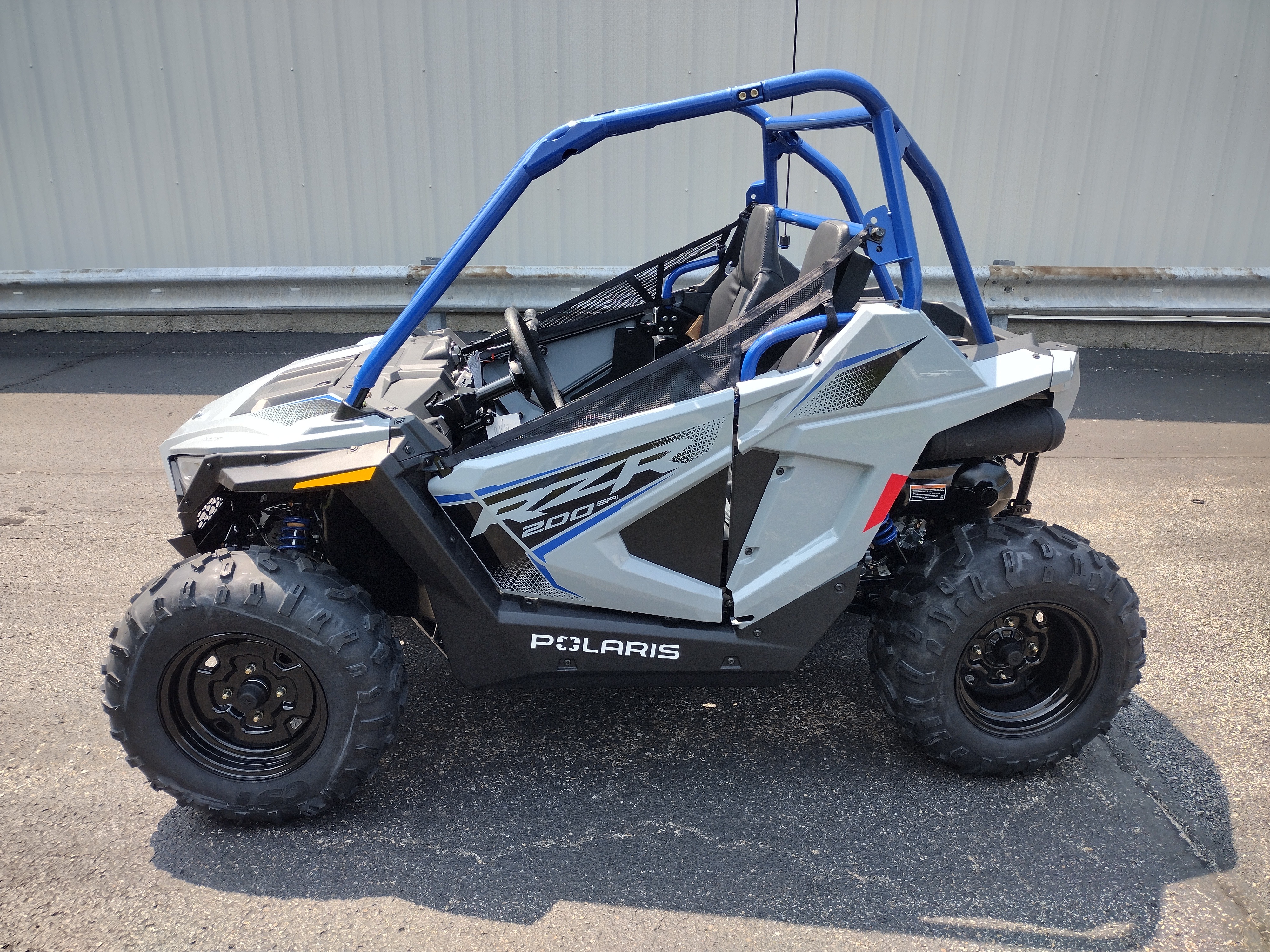 2026 Polaris RZR 200 EFI 2