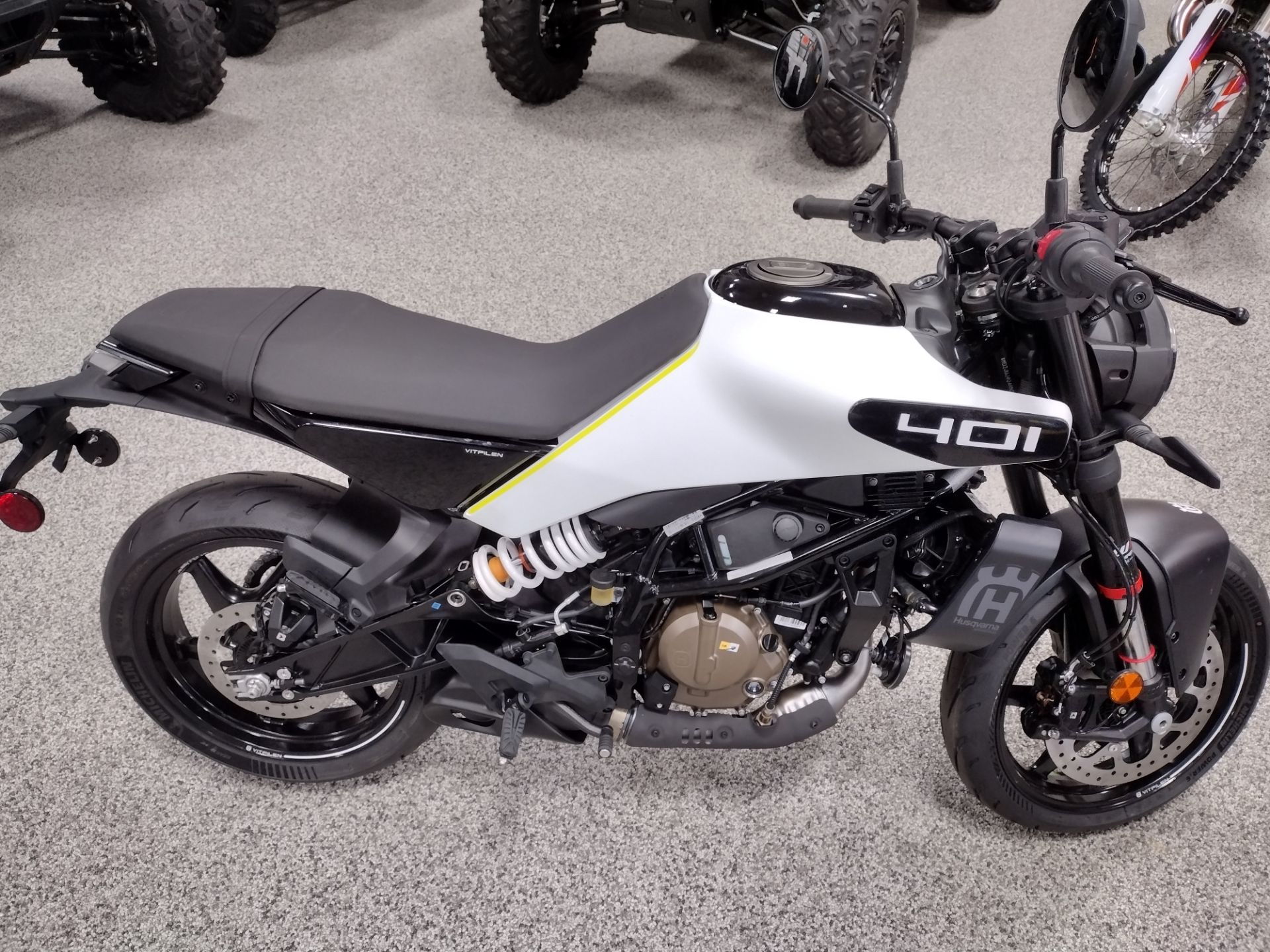 2024 Vitpilen 401