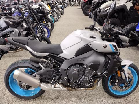 2026 MT-10
