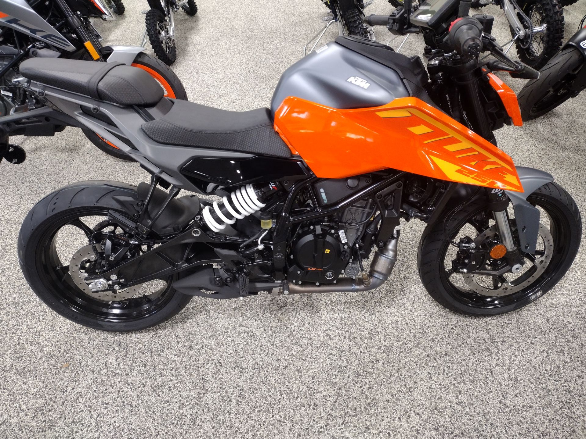 New 2024 KTM 250 Duke, Murrysville PA | Specs, Price, Photos