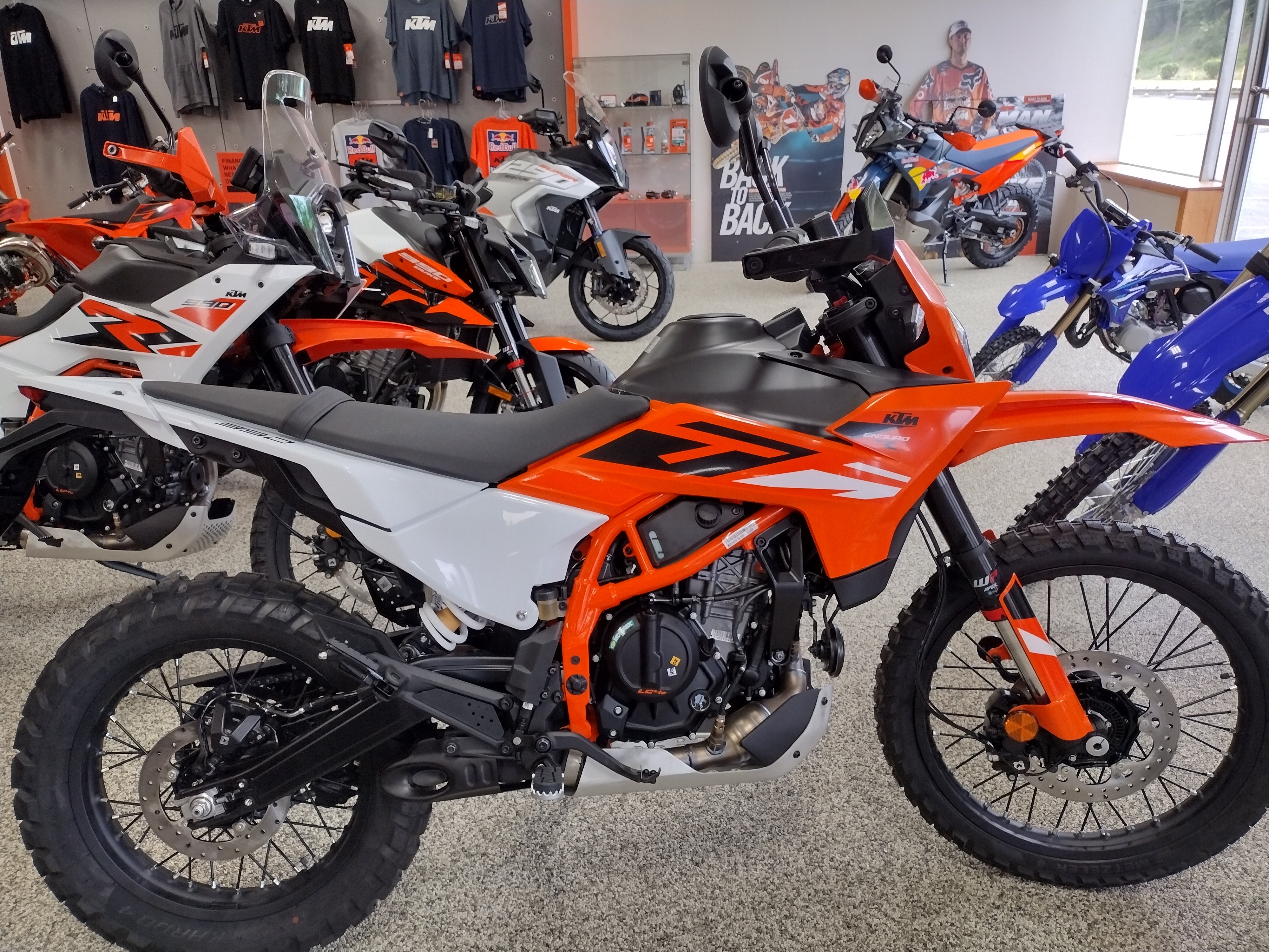 2026 390 Enduro R