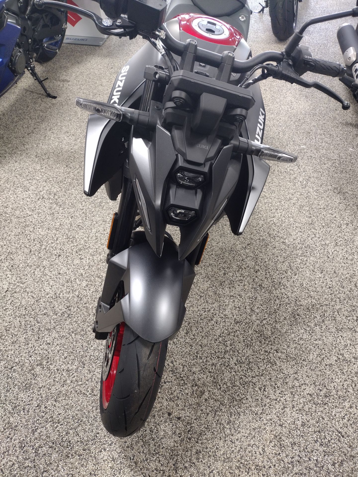 2026 Suzuki GSX-8S 5