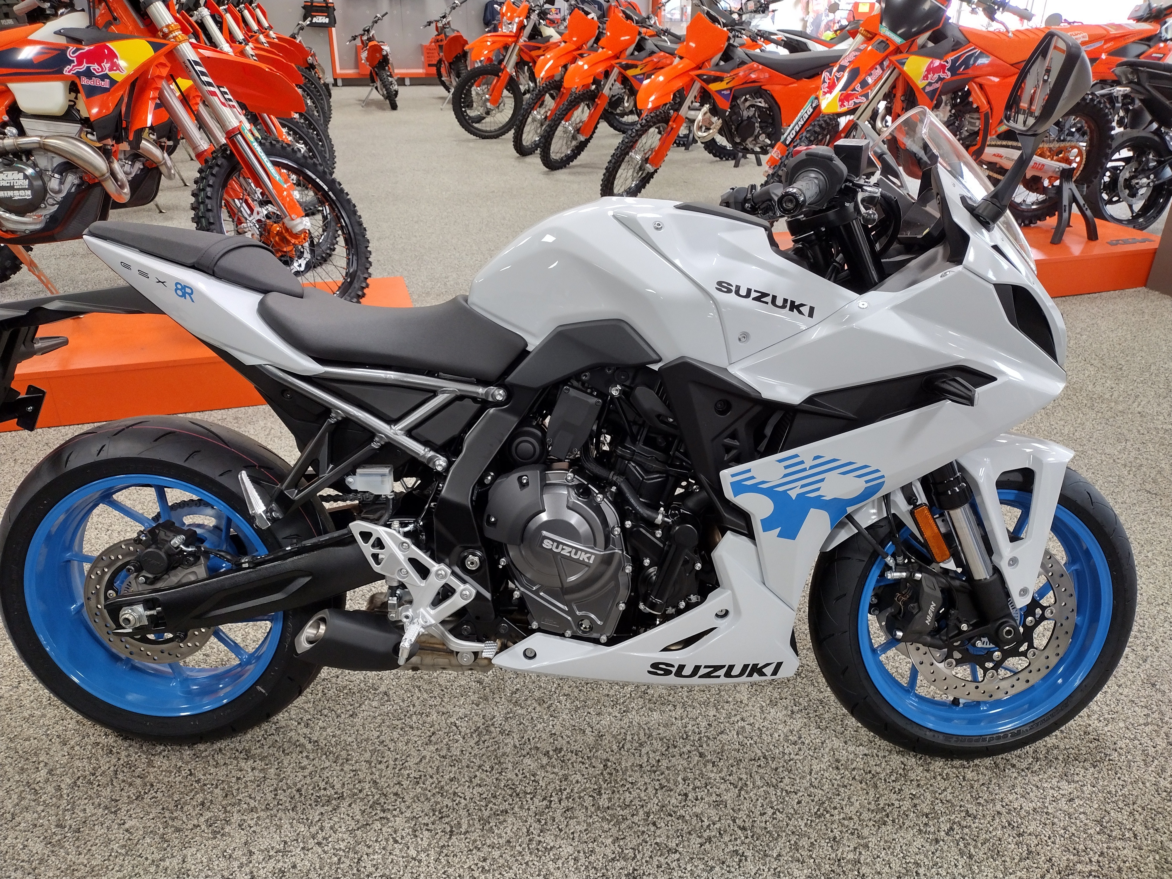 2026 Suzuki GSX-8R