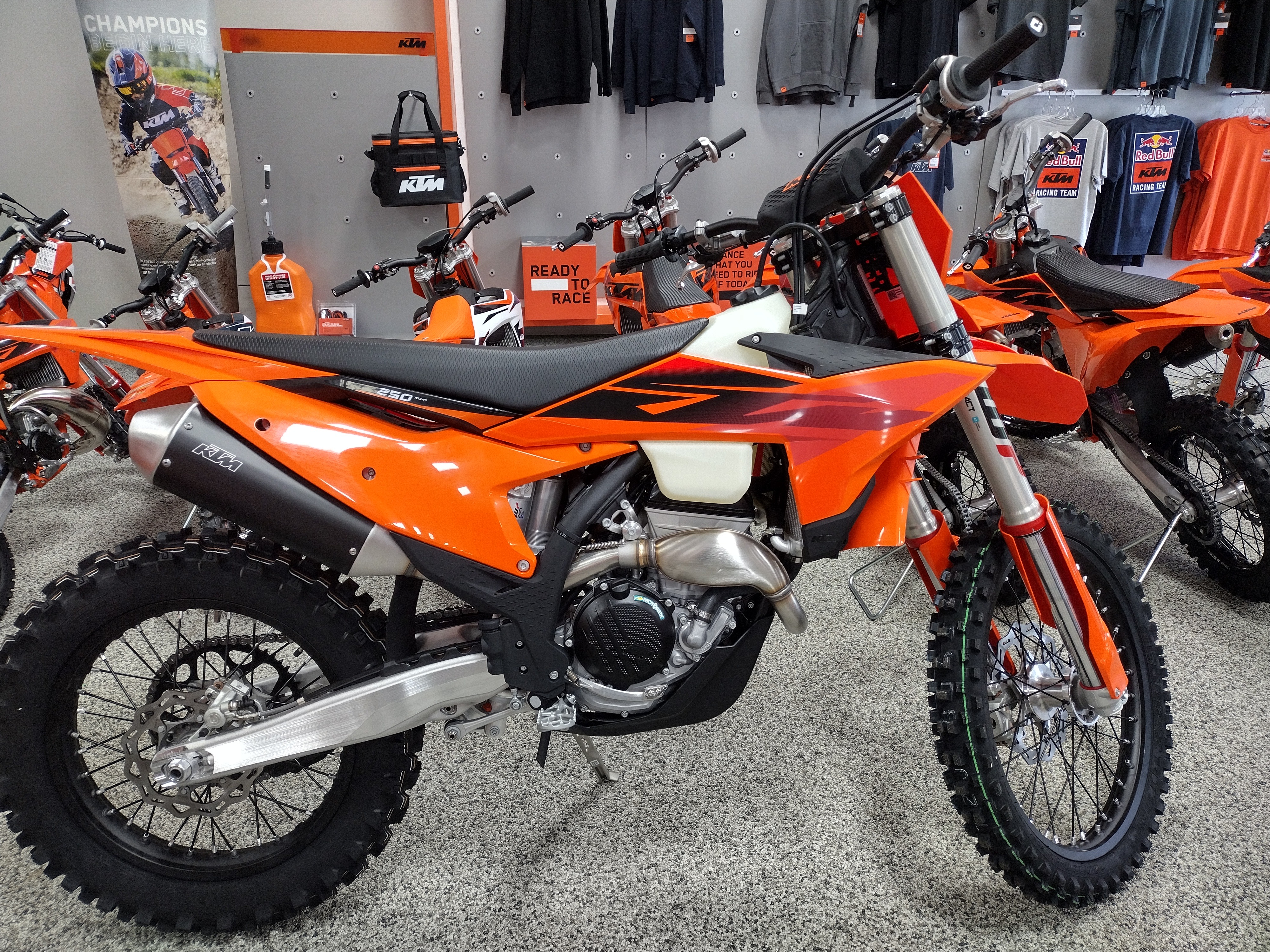2027 250 XC-F