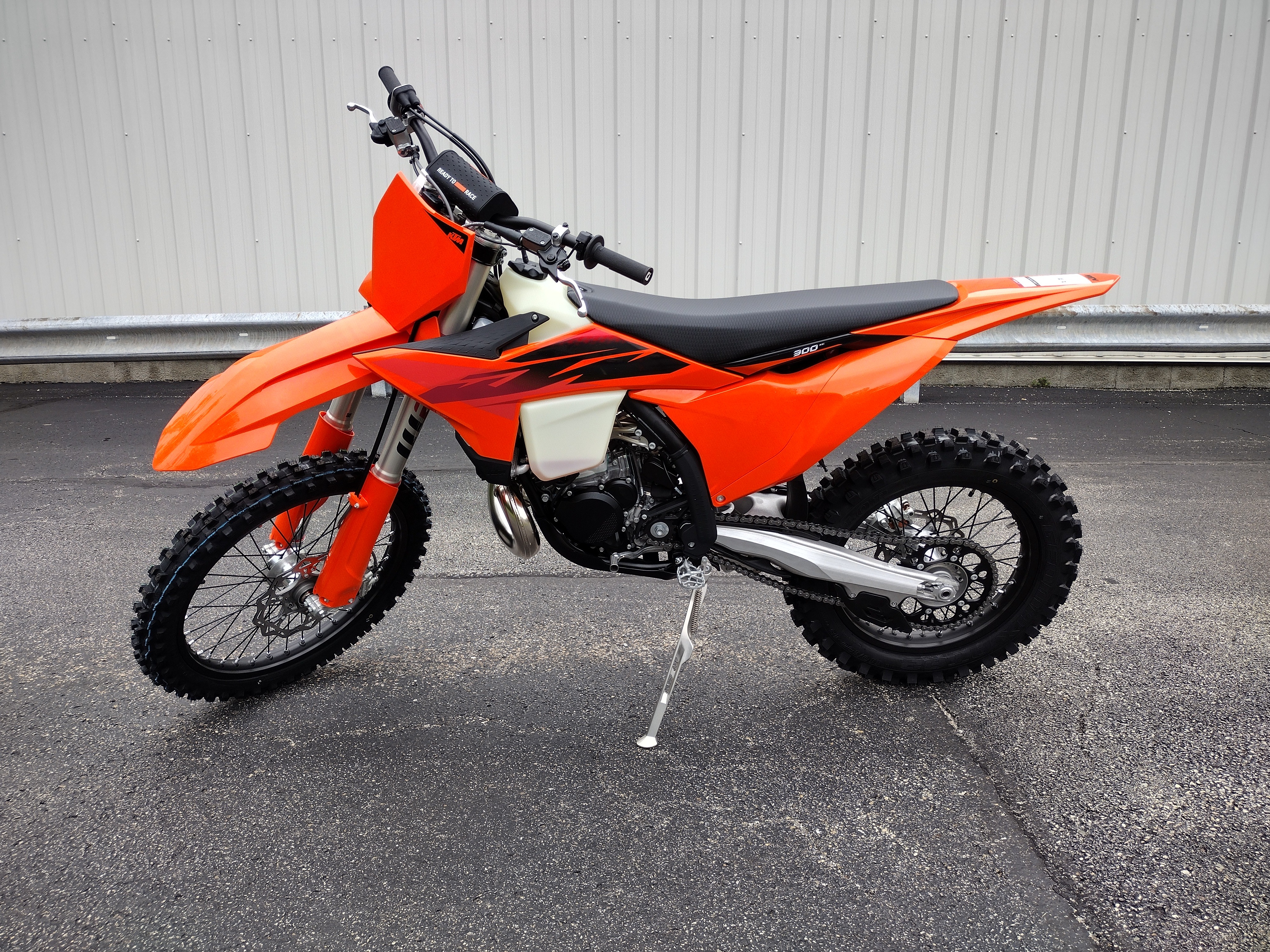 2027 KTM 300 XC 2