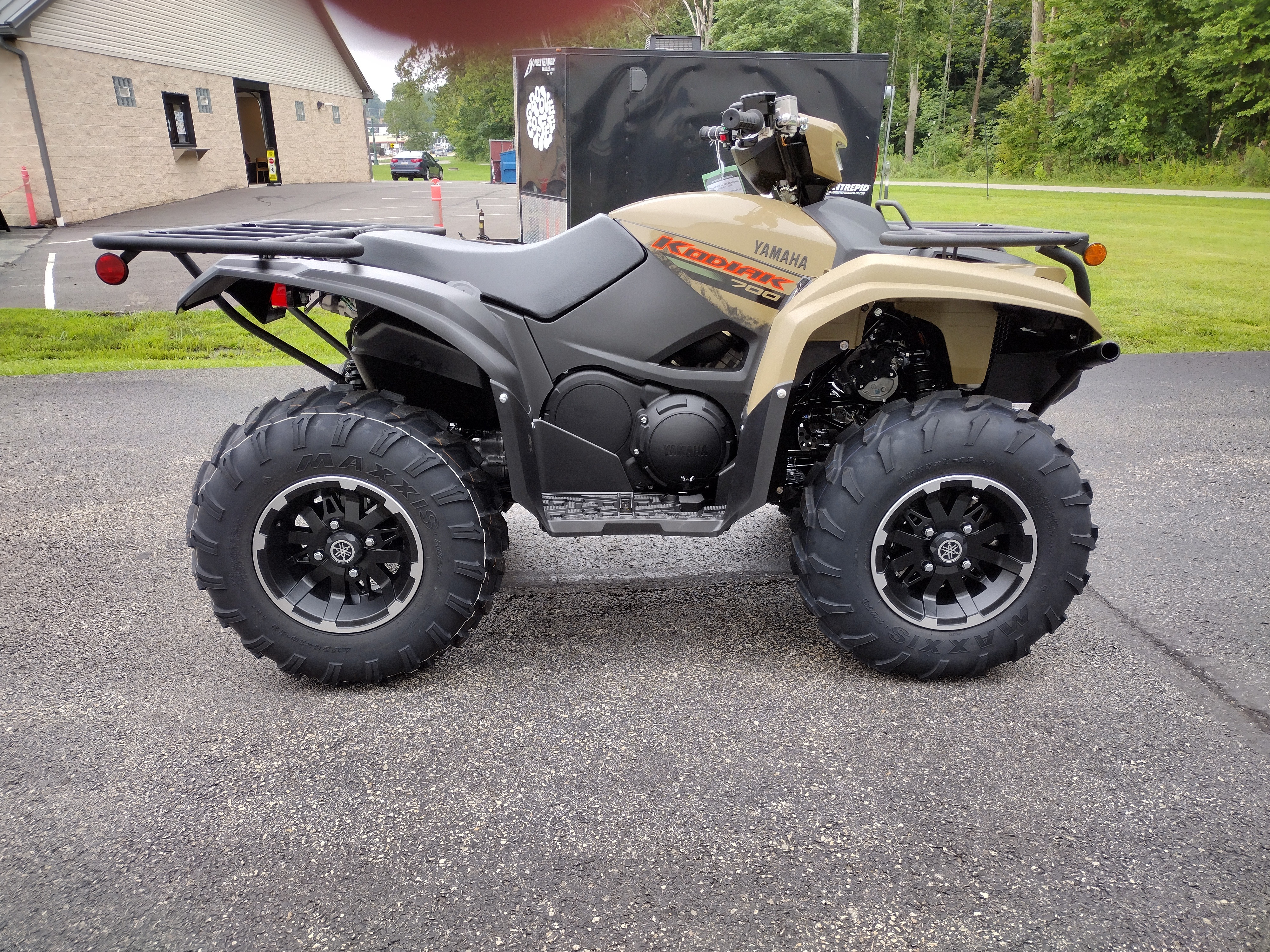 2027 Kodiak 700 EPS XT-R