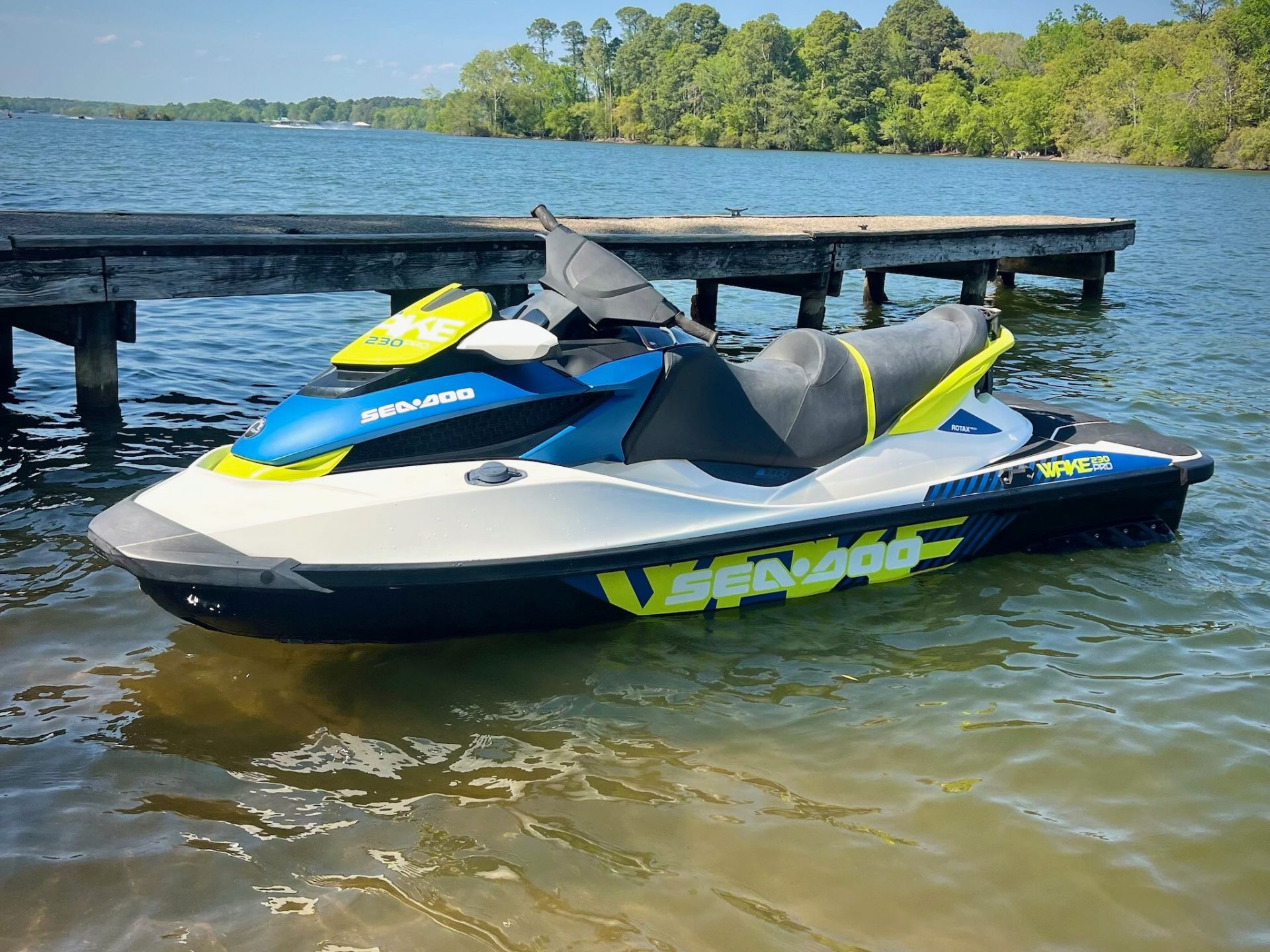 2017 Sea-Doo WAKE Pro 230 in Whitehouse, Texas - Photo 4