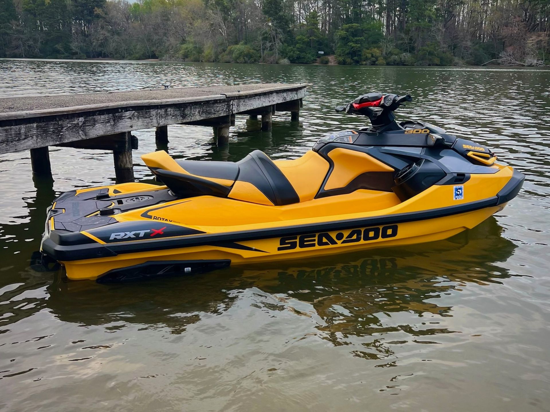 2021 Sea-Doo RXT-X 300 iBR in Whitehouse, Texas - Photo 10