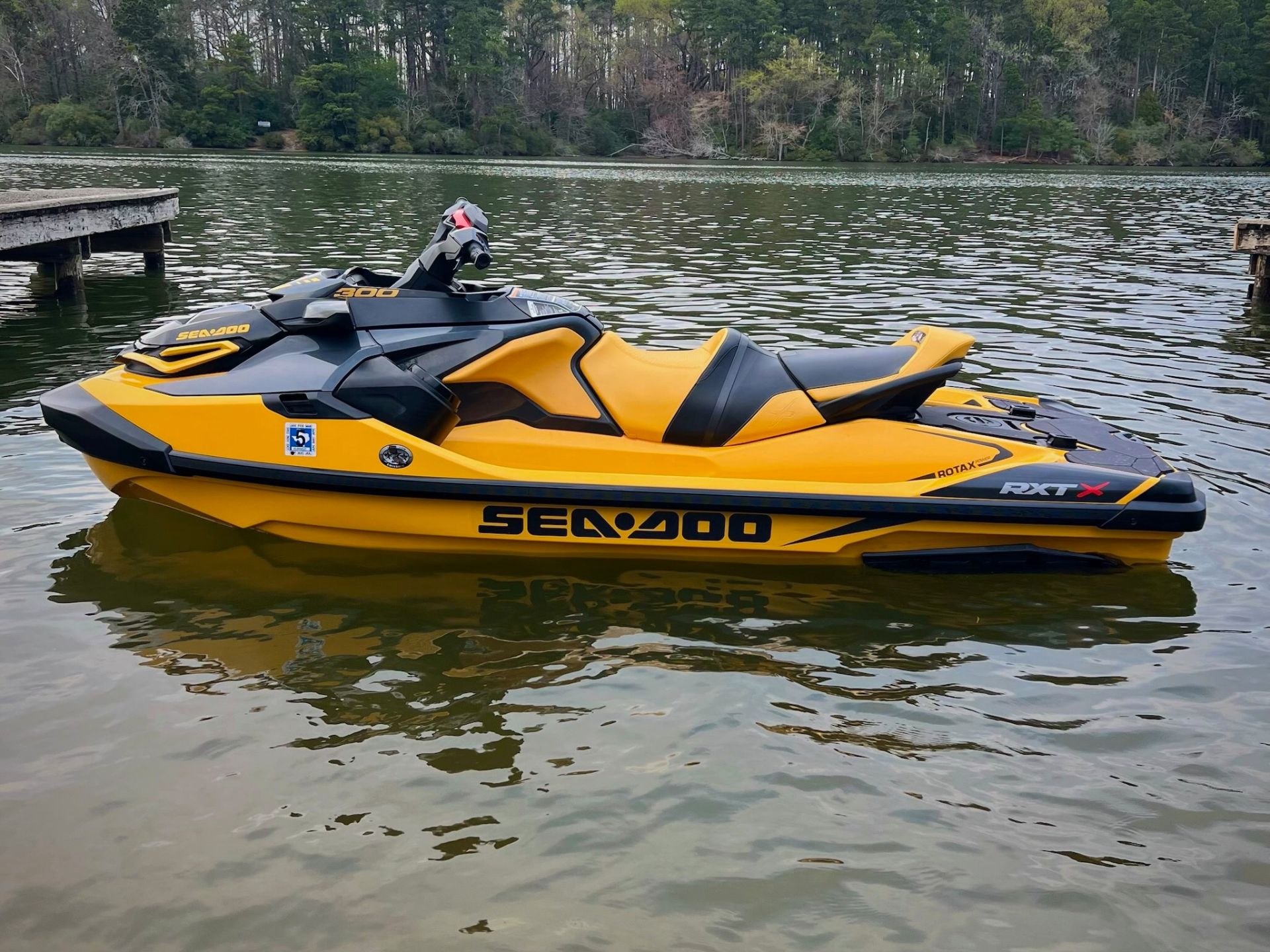 2021 Sea-Doo RXT-X 300 iBR in Whitehouse, Texas - Photo 17