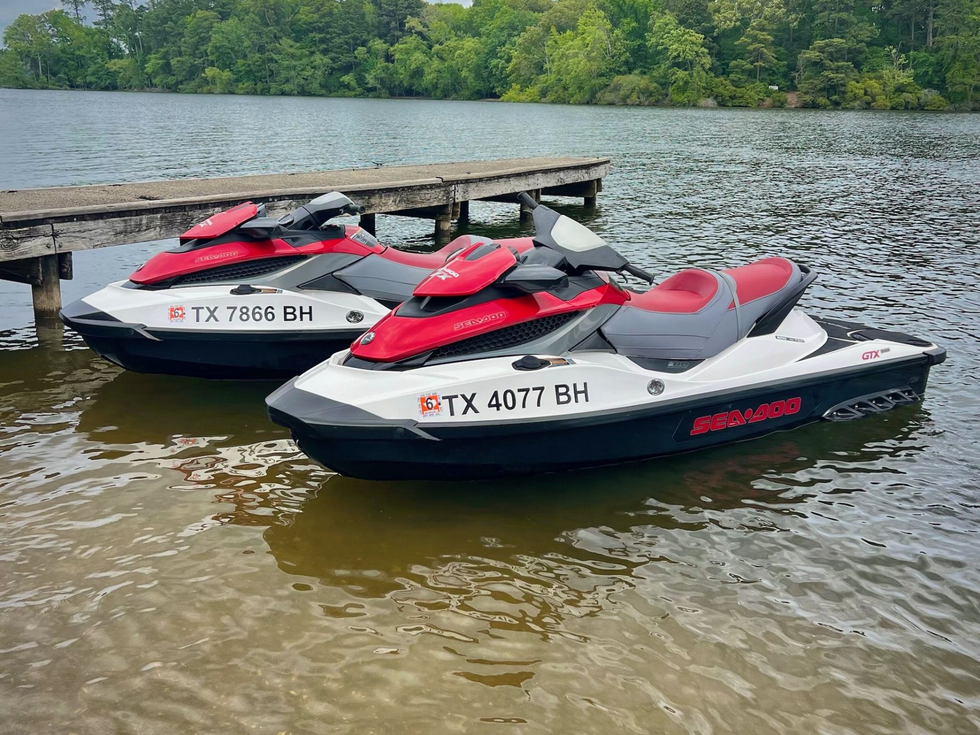2011 Sea-Doo GTX 155 Pair in Whitehouse, Texas - Photo 2