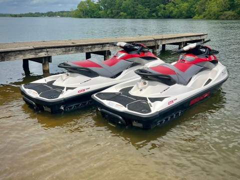 2011 Sea-Doo GTX 155 Pair in Whitehouse, Texas - Photo 10