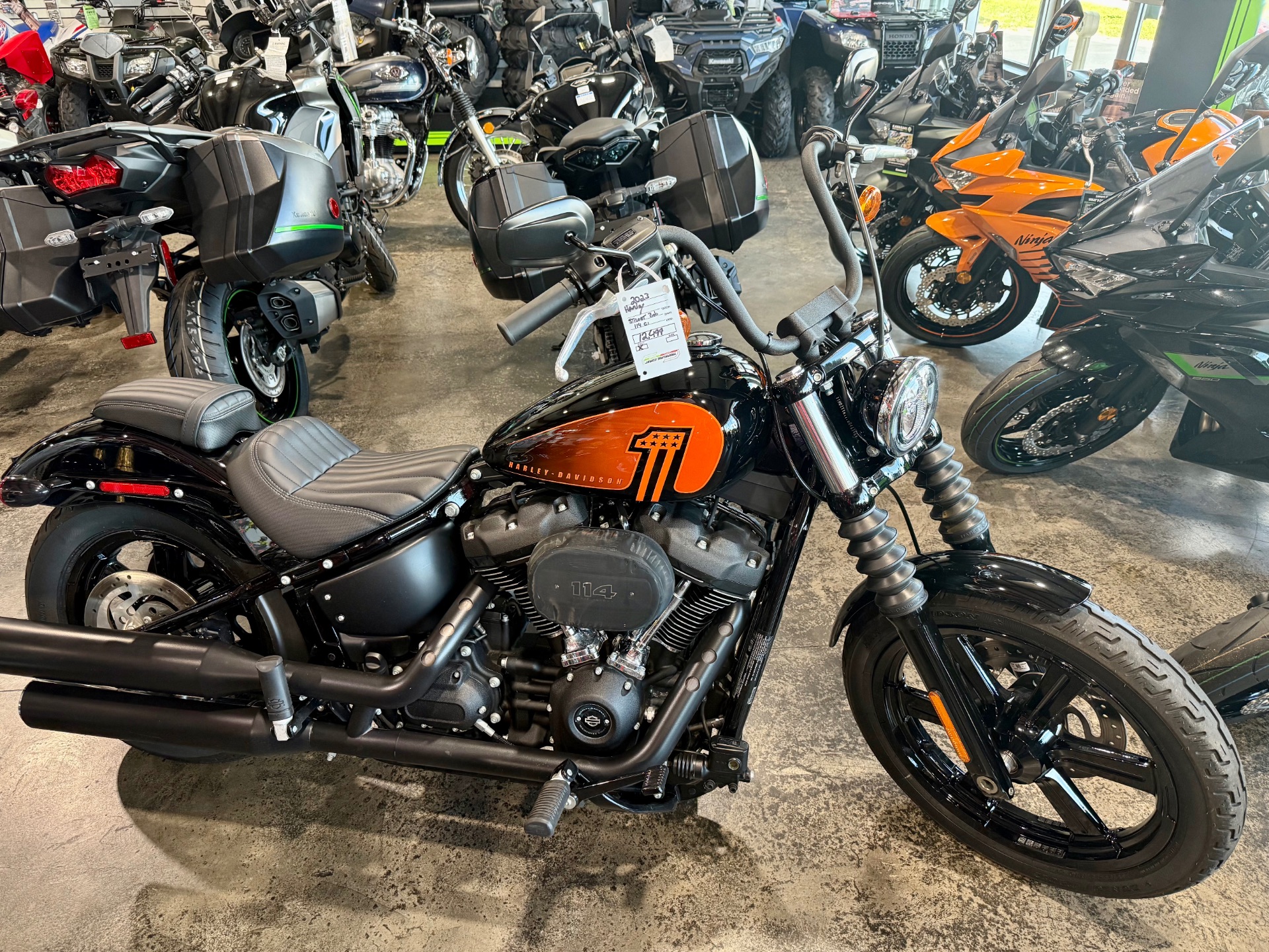 2023 Harley-Davidson Street Bob® 114 in Fort Pierce, Florida - Photo 4