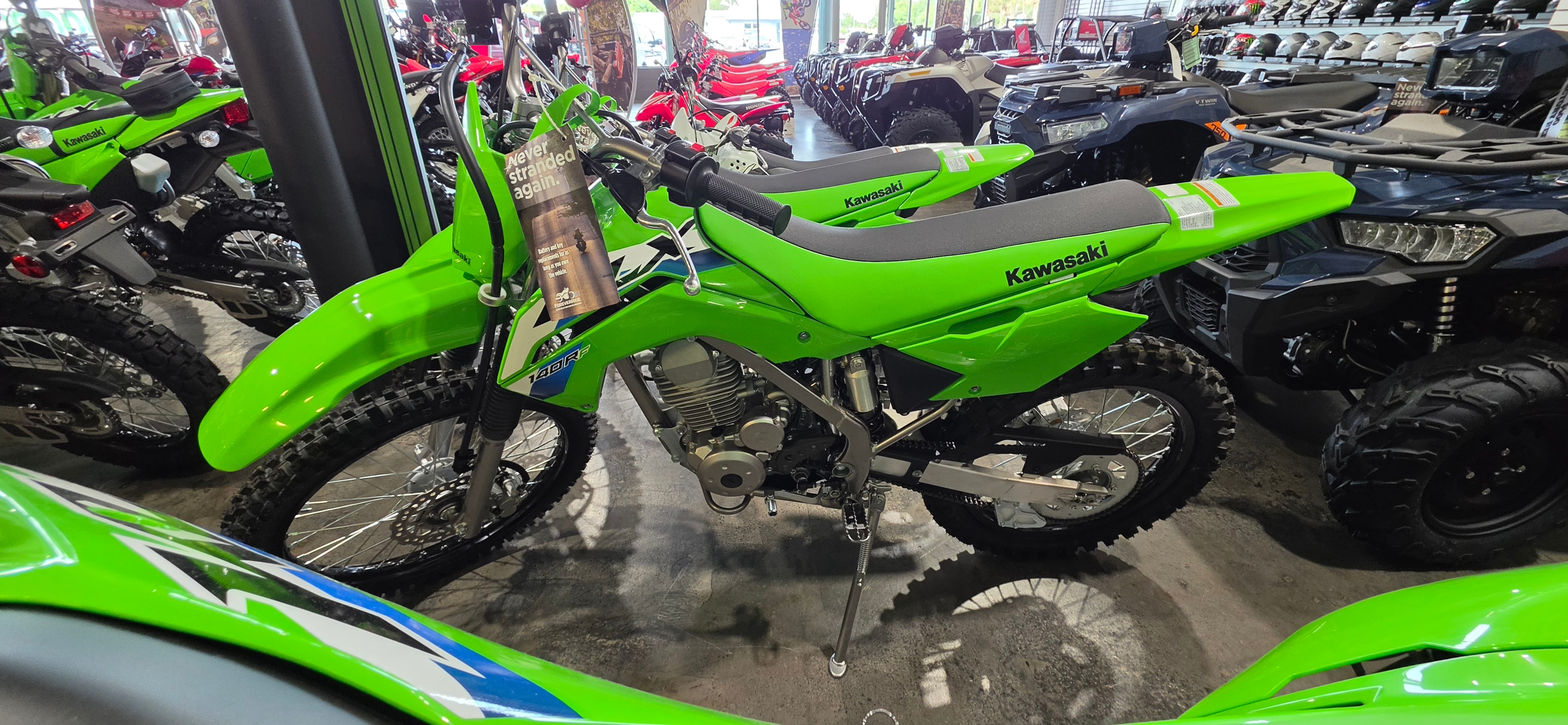 2027 KLX®140R F