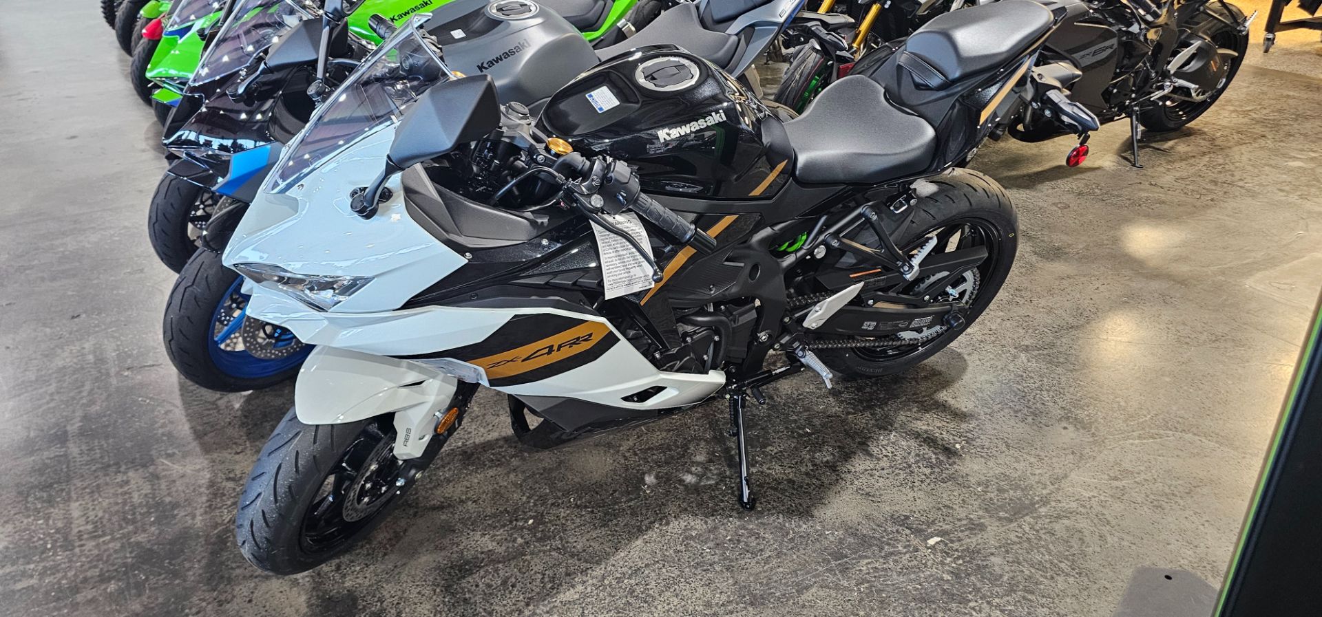 2026 Ninja® ZX-4RR ABS