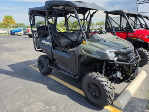 2026 Honda Pioneer 700-4 Deluxe