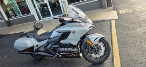 2021 Honda Gold Wing — photo 1 of 10