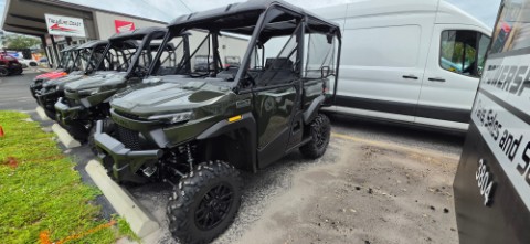 2026 Honda Pioneer 1000-5 Deluxe — photo 1 of 12