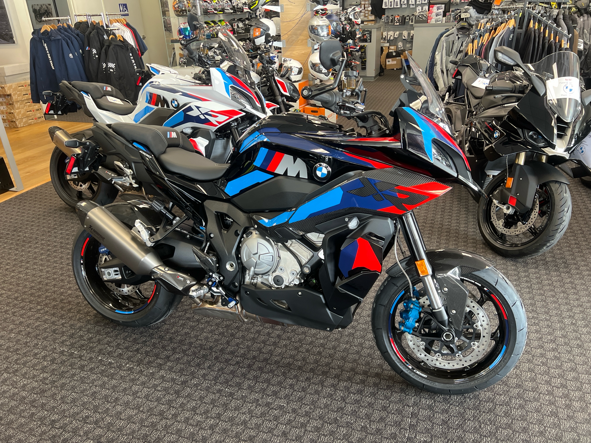 Bmw Endurance Ride Bmw Cruise Cycle New 2025 BMW M 1000 XR