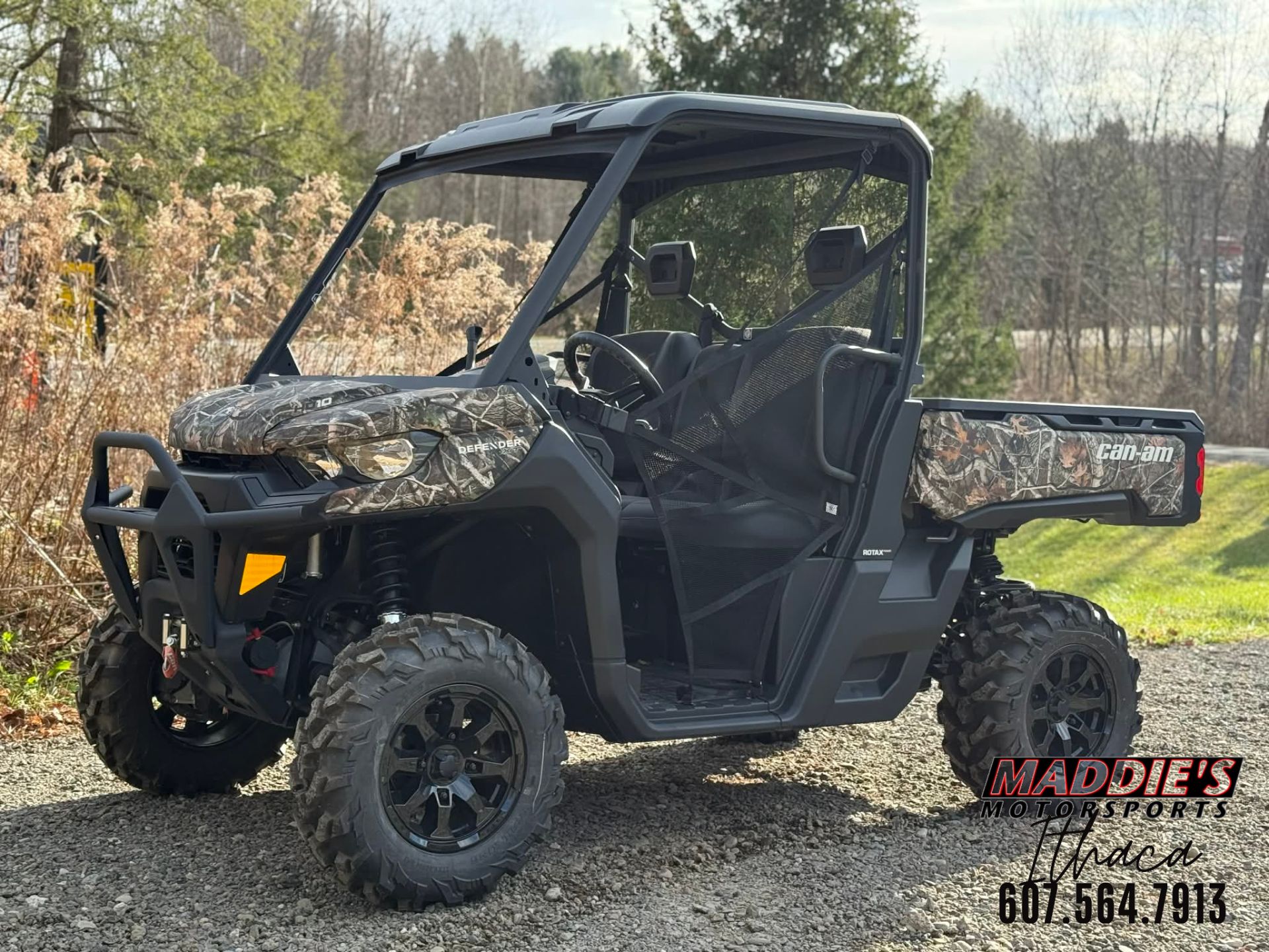 2025 Defender XT HD10