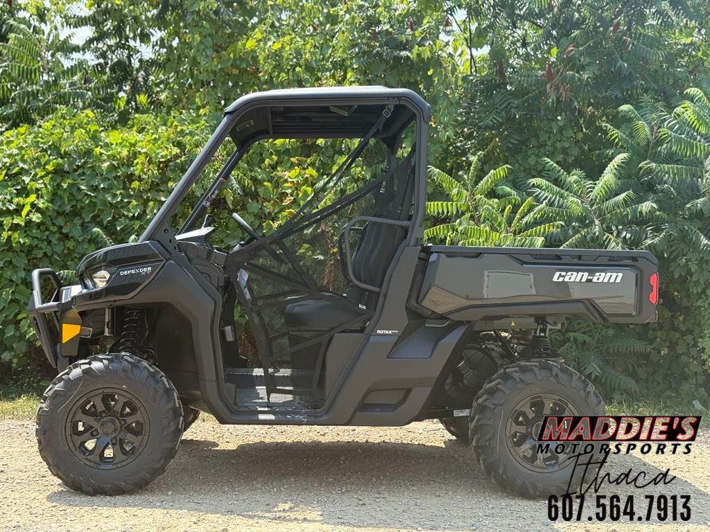 2025 Can-Am™ Defender XT HD10 3