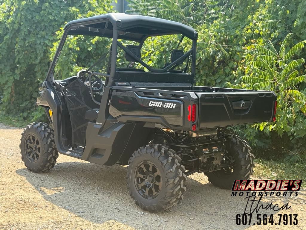 2025 Can-Am™ Defender XT HD10 4