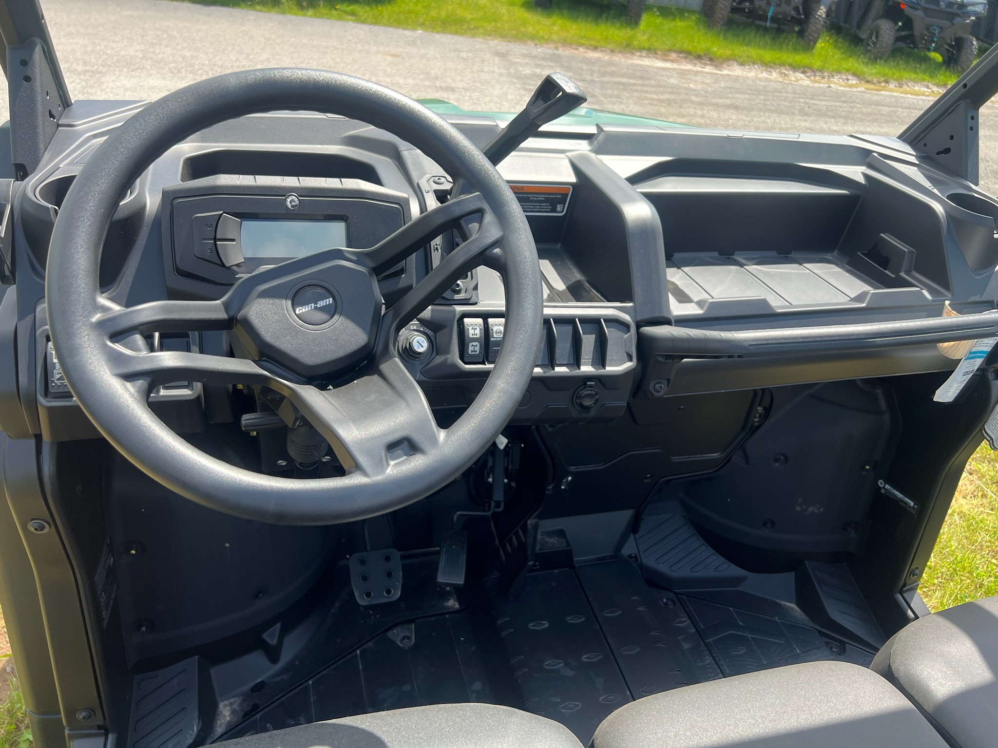 2026 Can-Am™ Defender HD7 3