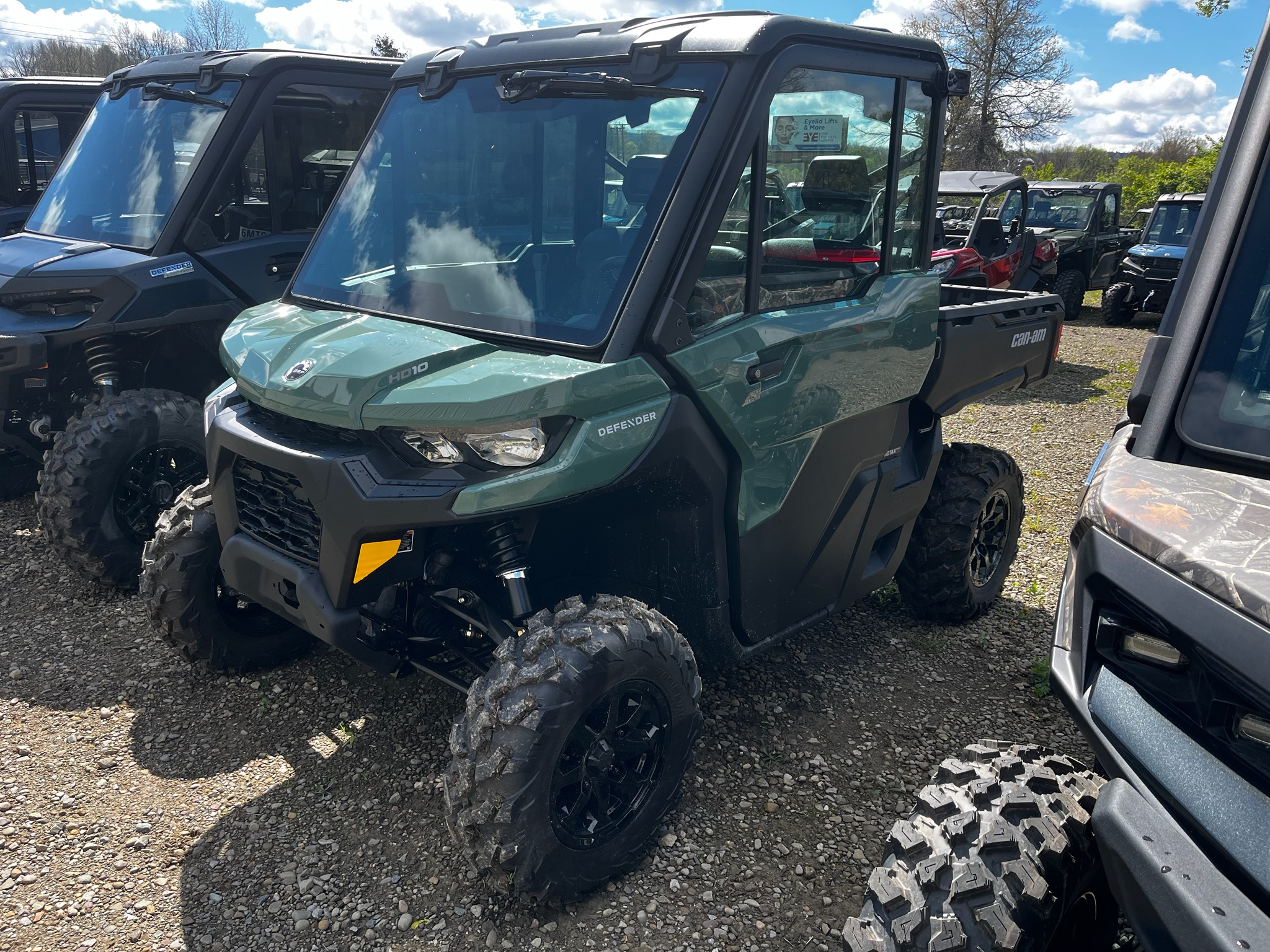 2026 Defender DPS CAB HD10