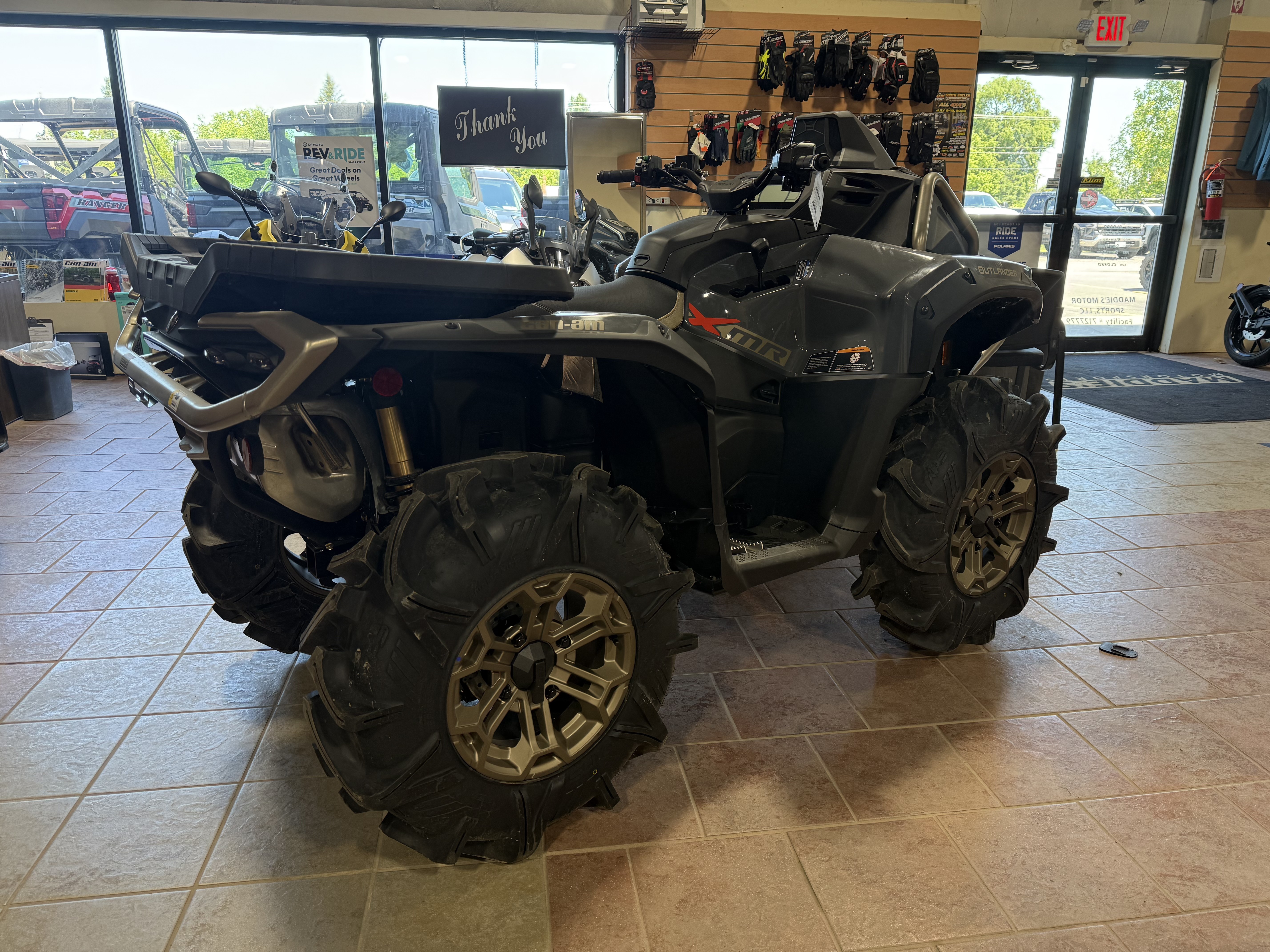 2026 Can-Am™ Outlander X MR 850 2