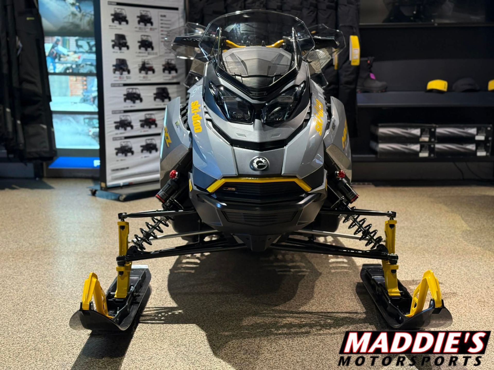 2026 Ski-Doo MXZ Adrenaline w/ Blizzard Package 137 850 E-TEC E for sale 1011657