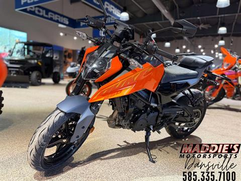 New 2024 KTM 250 Duke Motorcycles in Dansville NY KT81882 Orange