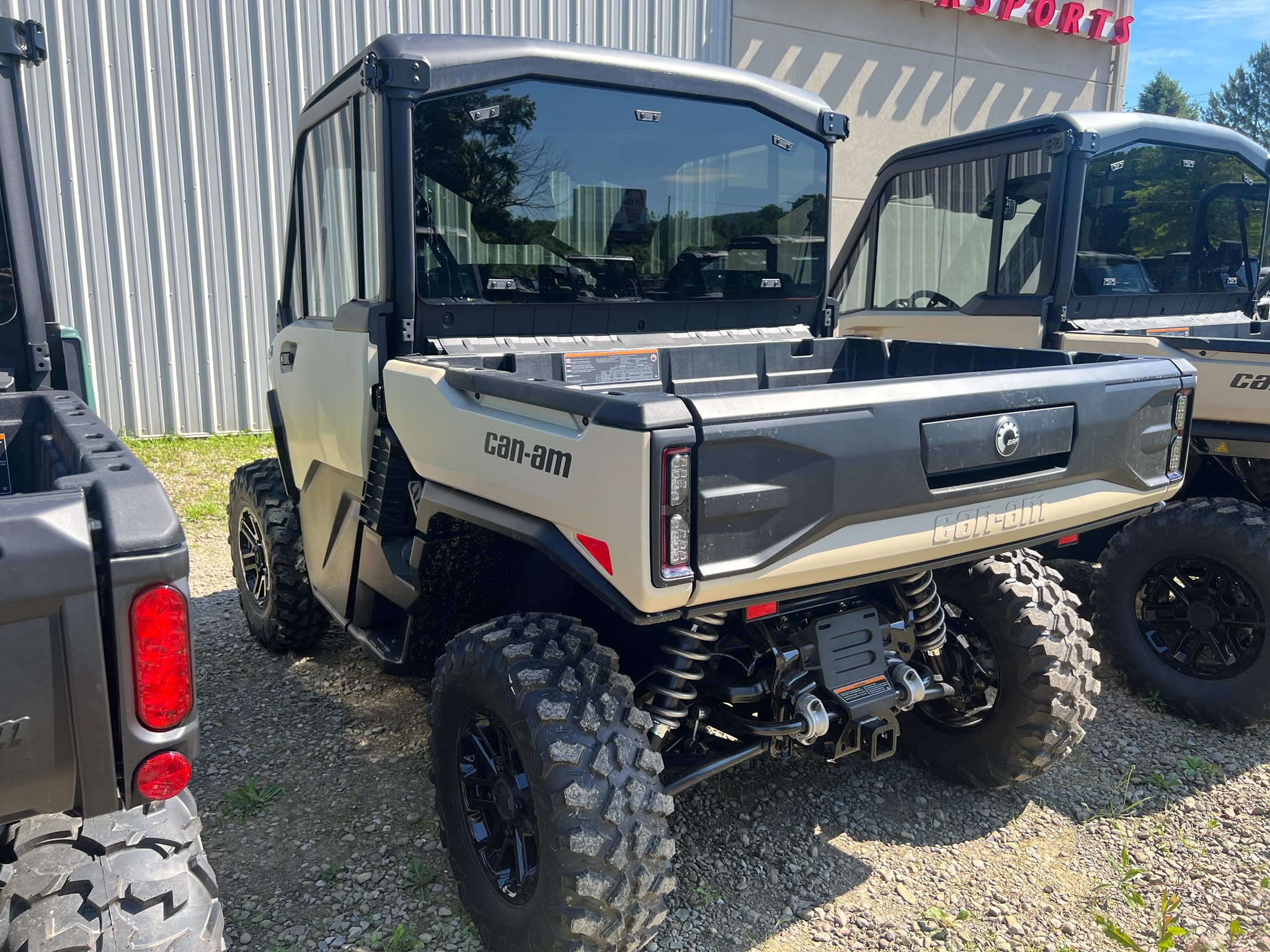 2026 Can-Am™ Defender Limited HD11 3