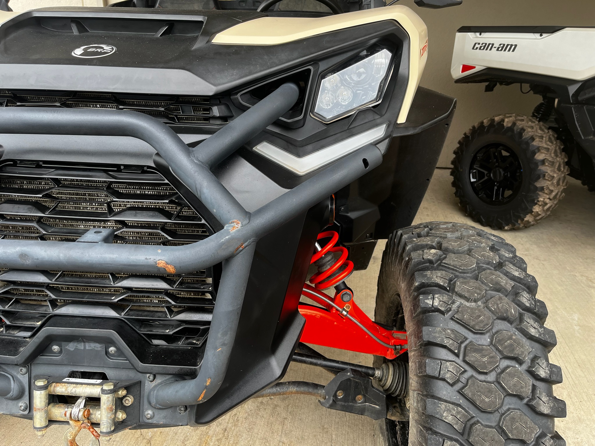 2023 Can-Am™ Commander XT-P 4