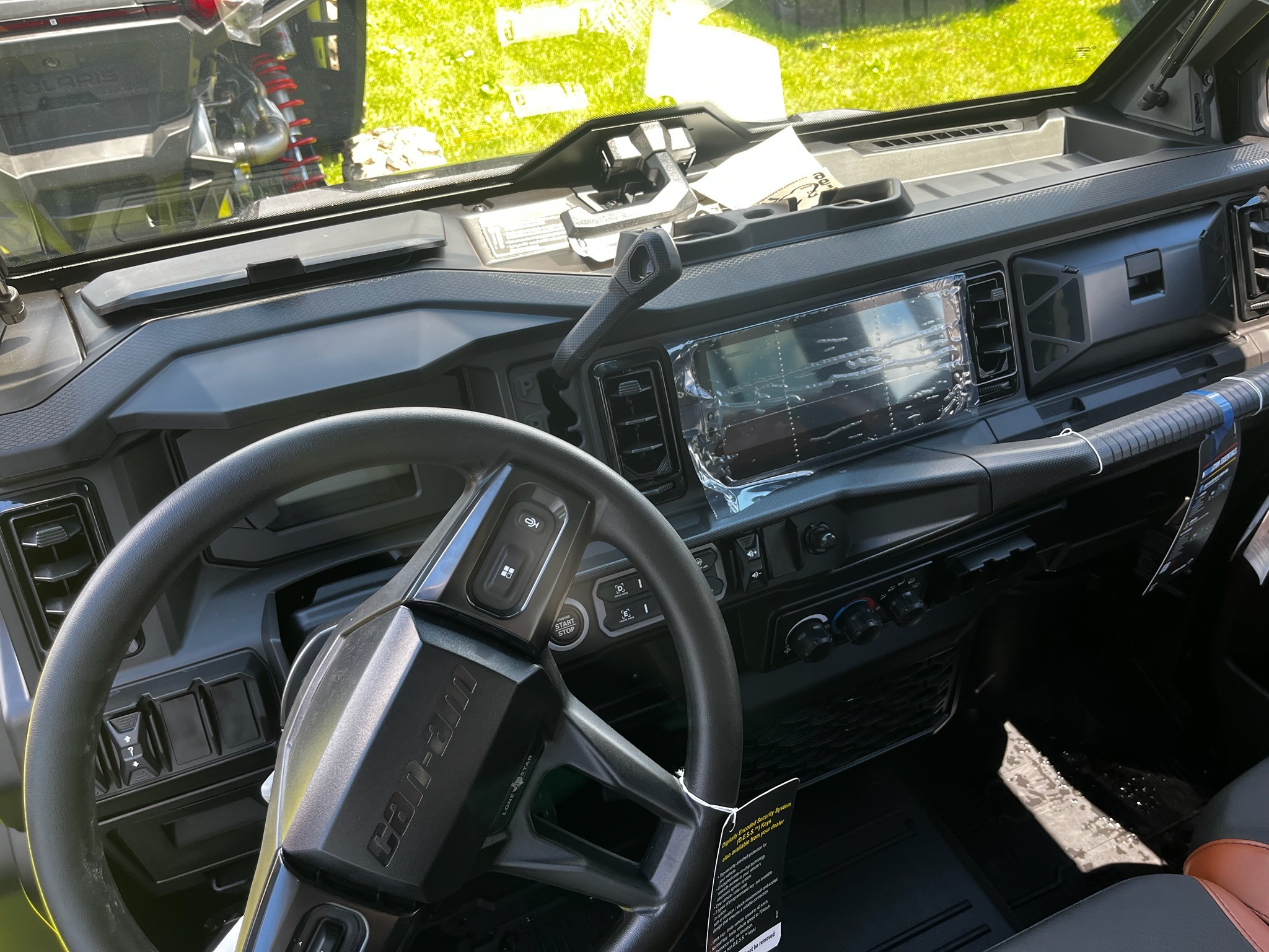 2026 Can-Am™ Defender MAX Lone Star CAB HD11 6