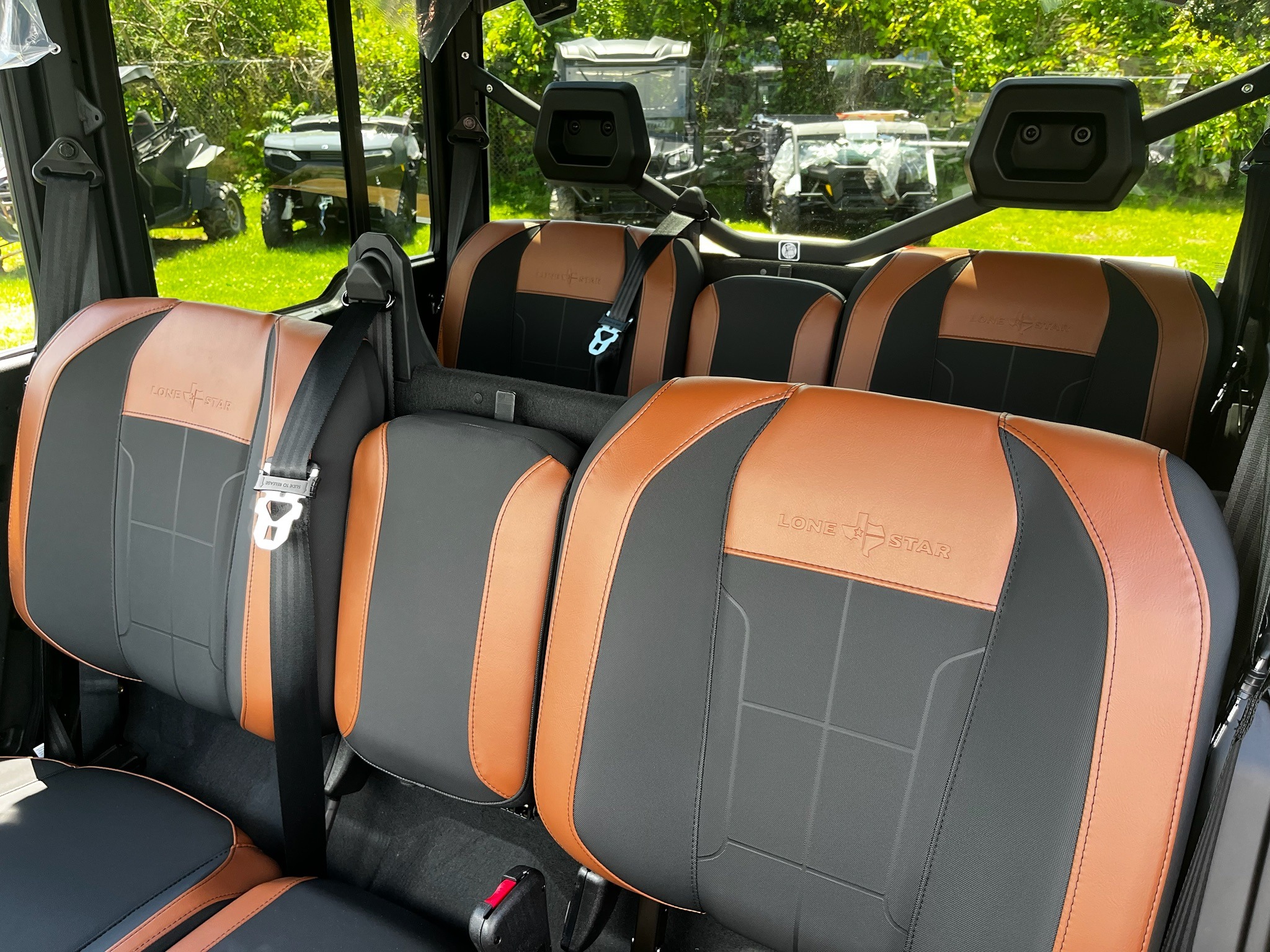2026 Can-Am™ Defender MAX Lone Star CAB HD11 7