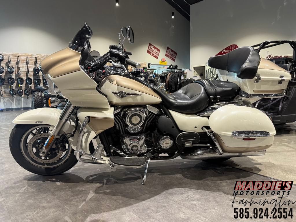 Used 2012 Kawasaki Vulcan® 1700 Voyager® Metallic Graystone