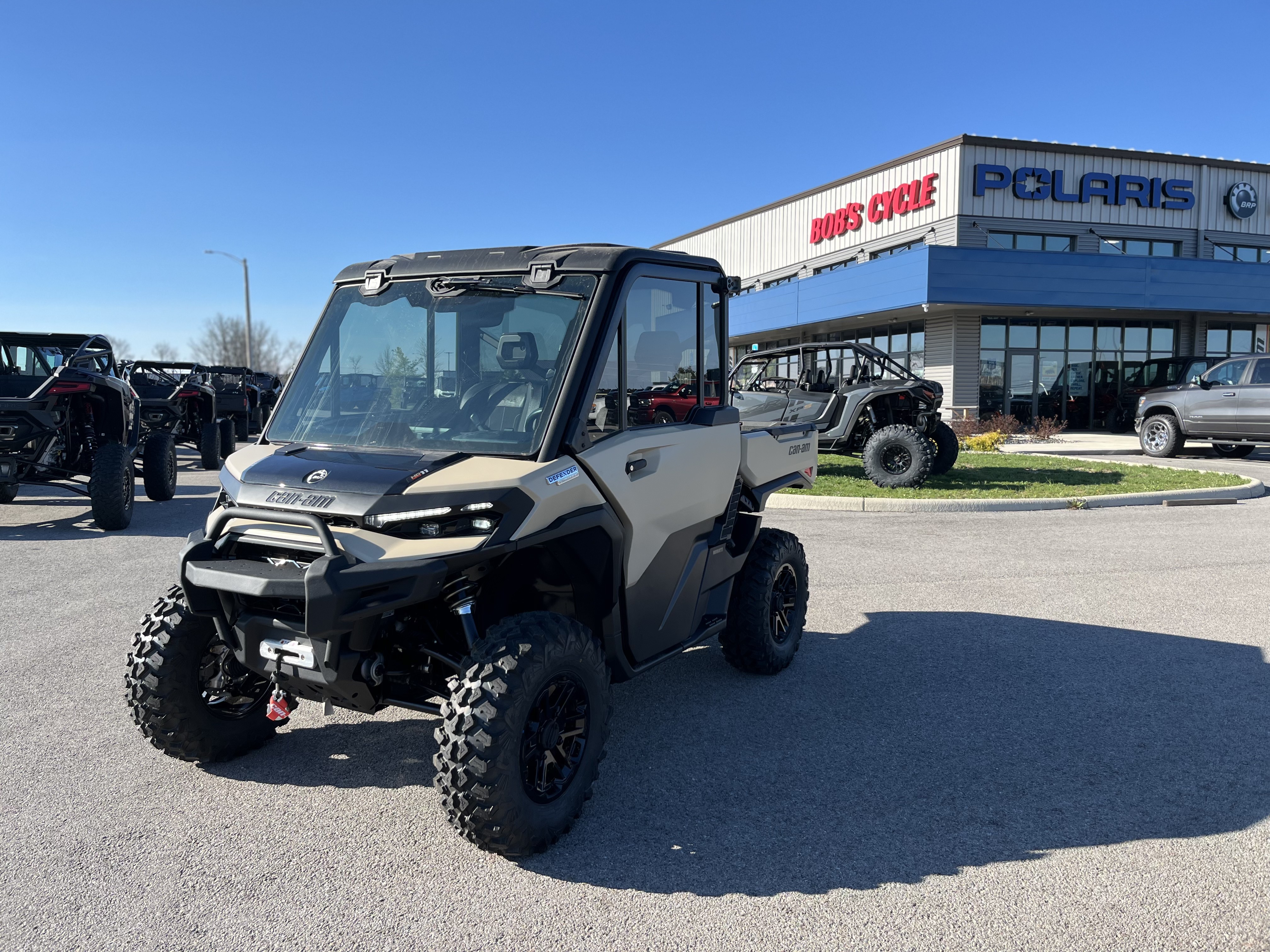 2026 Can-Am Defender Limited HD11