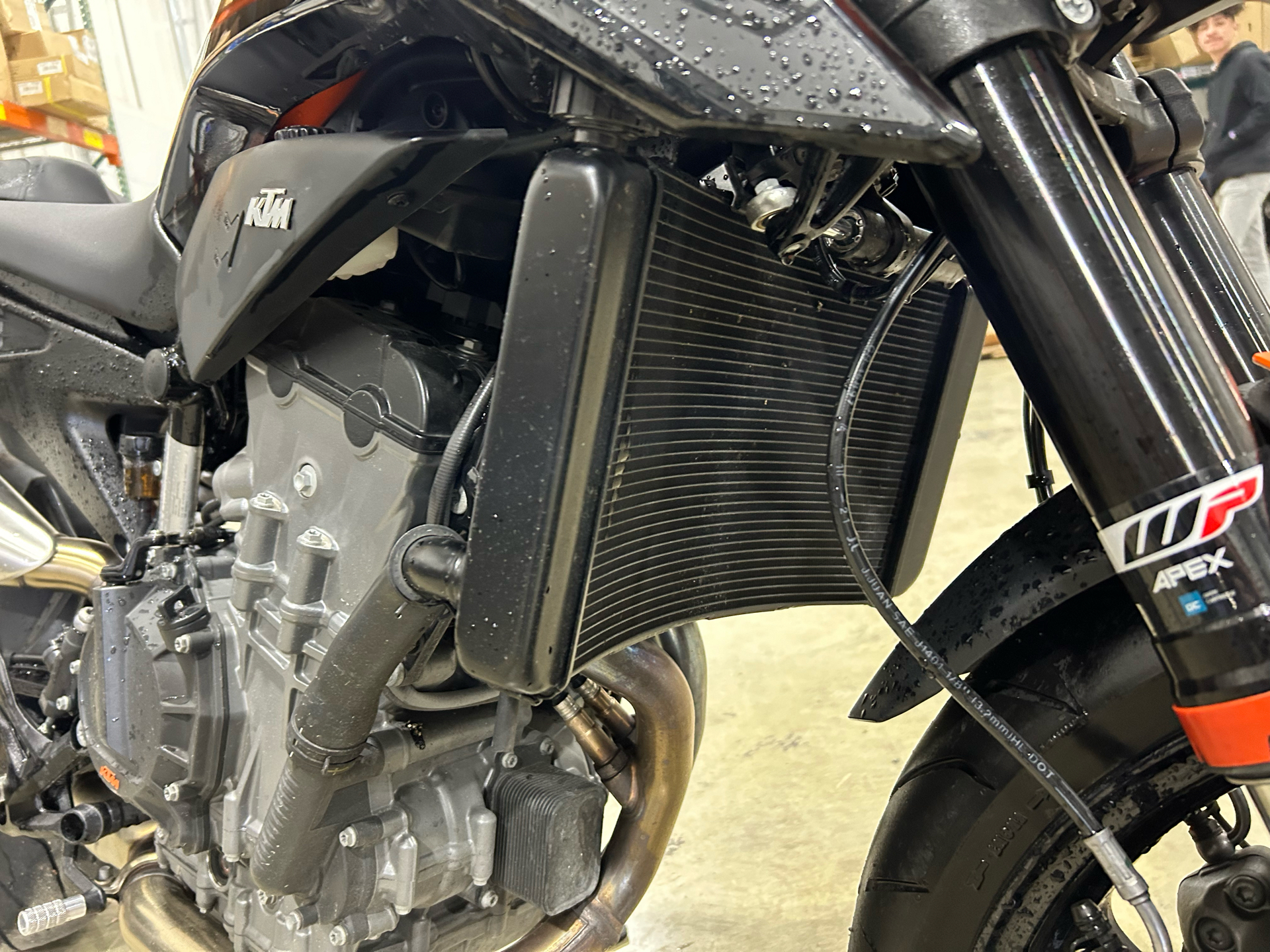 KTM DUKE200 自賠責R9.9迄 アクラポビッチフルエキ ETC KTM DUKE200 自賠責R9.9迄 アクラポビッチフルエキ ETC (APS) 石下の