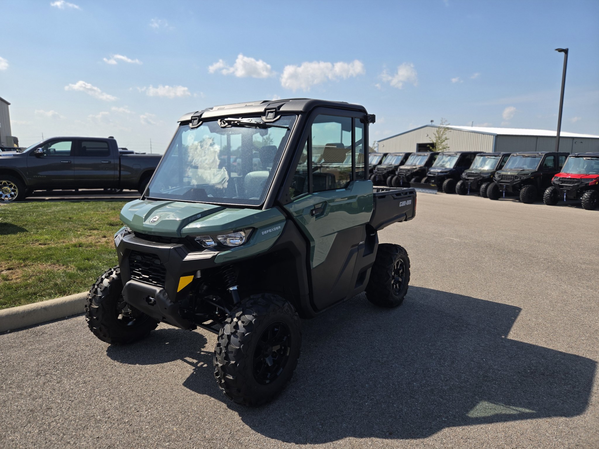 2026 Can-Am Defender DPS CAB