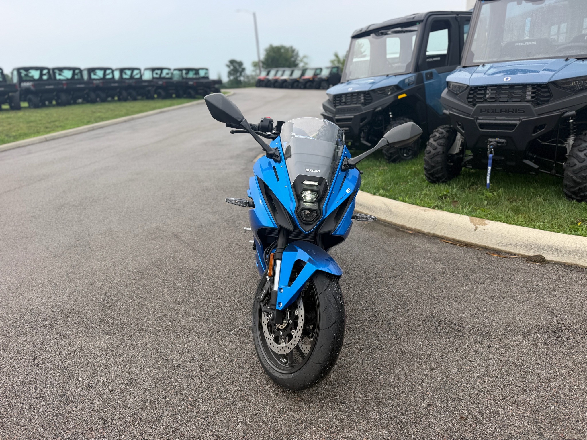 2026 Suzuki GSX-8R 5
