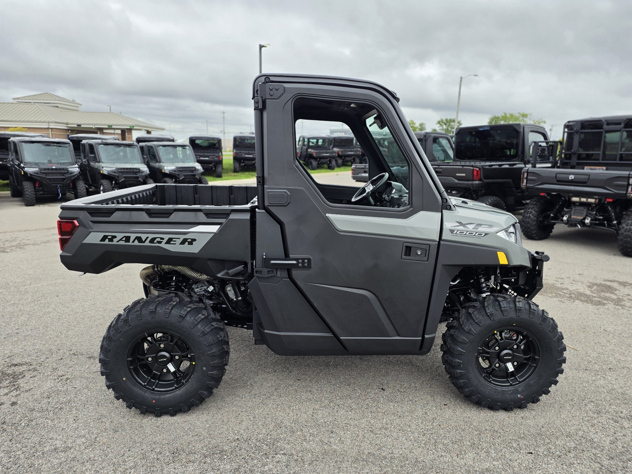 2027 Polaris Ranger XP 1000 Cab 4