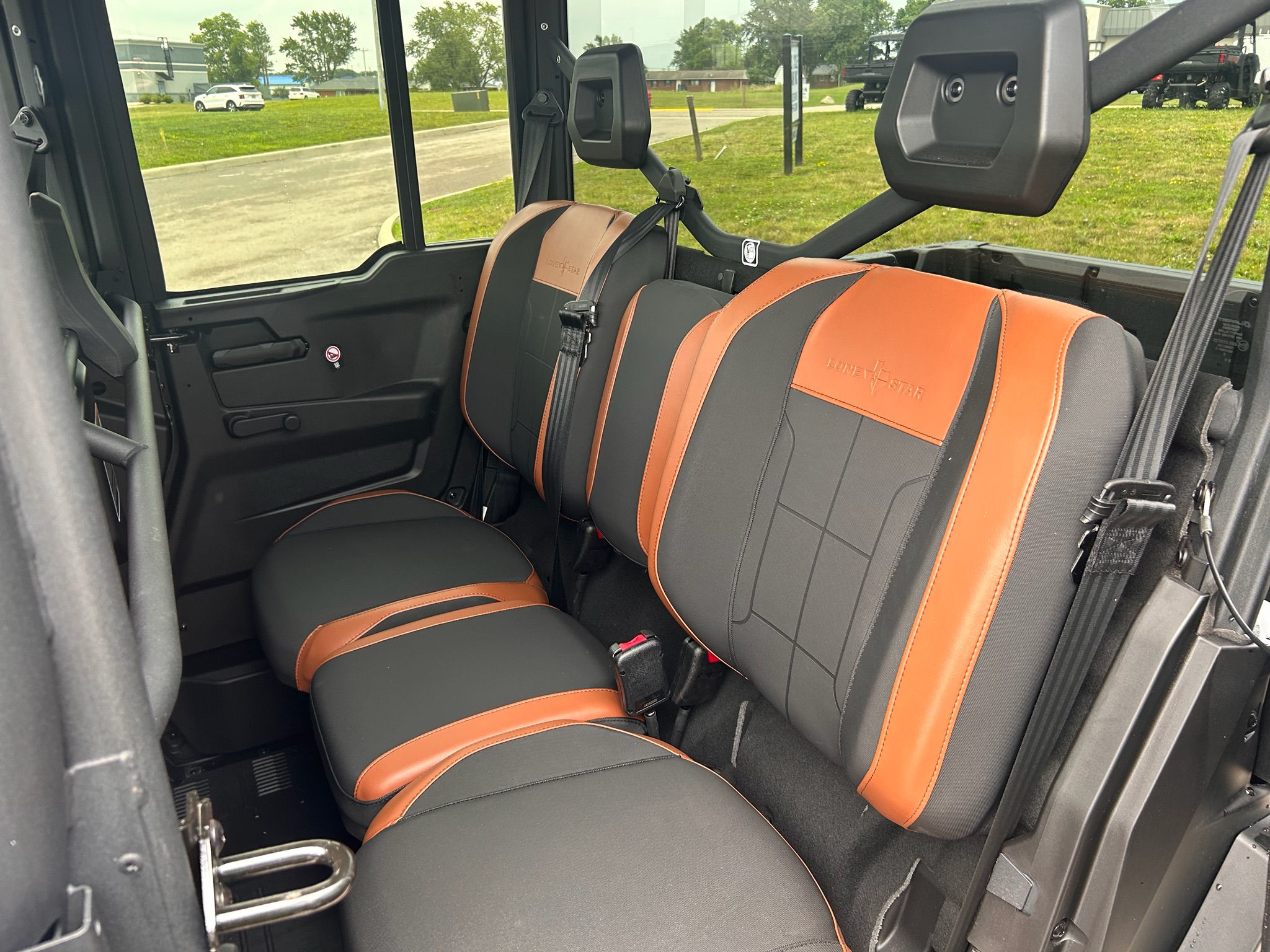 2026 Can-Am™ Defender MAX Lone Star CAB HD11 10