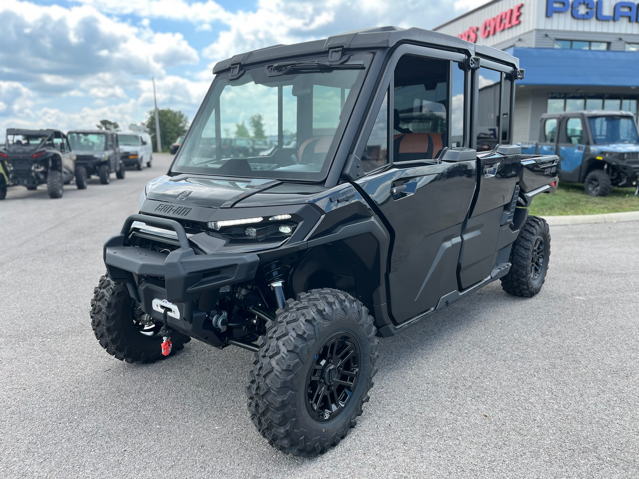 2026 Can-Am Defender MAX Lone Star CAB HD11