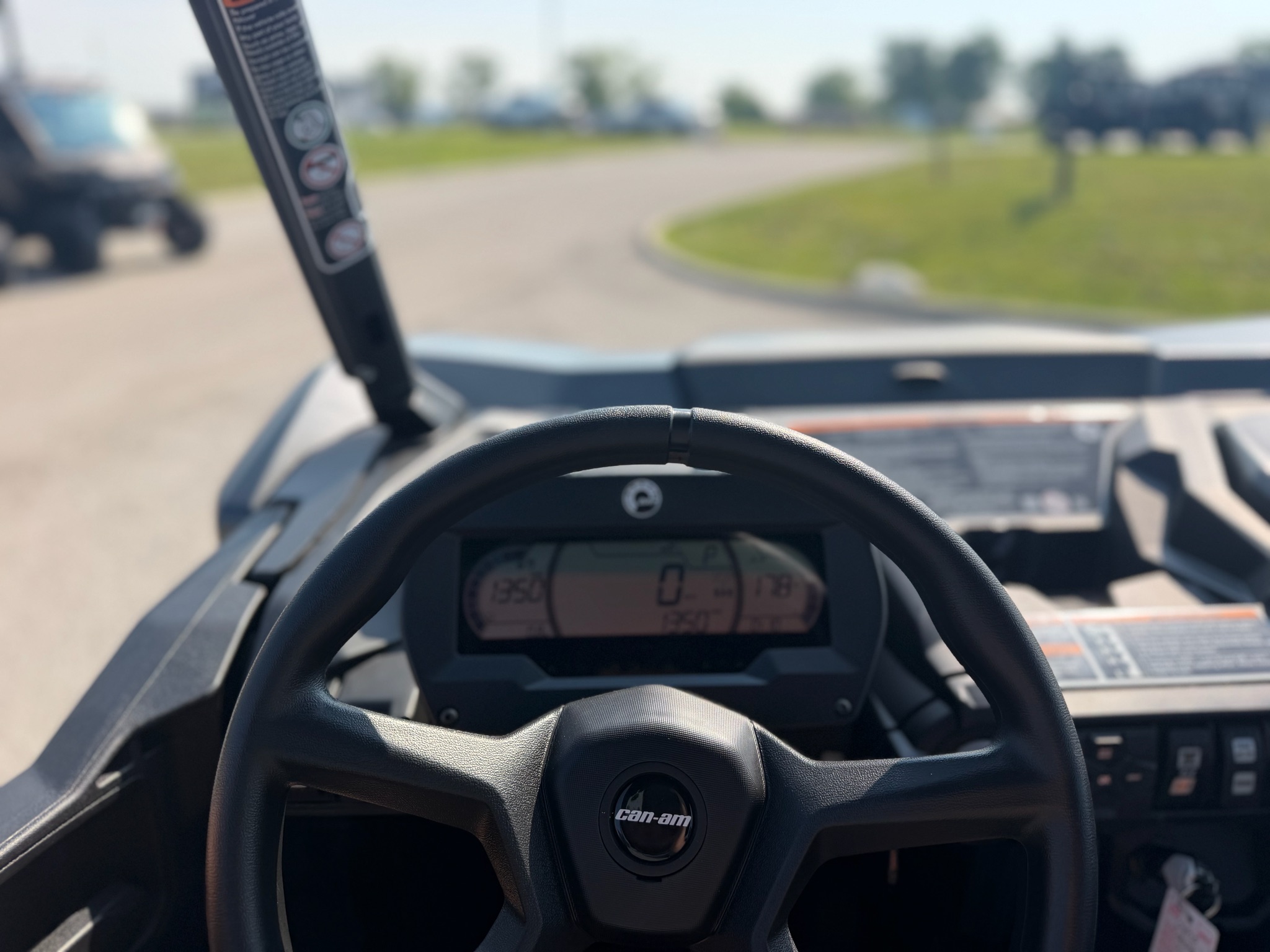 2026 Can-Am™ Commander MAX XT-P 10