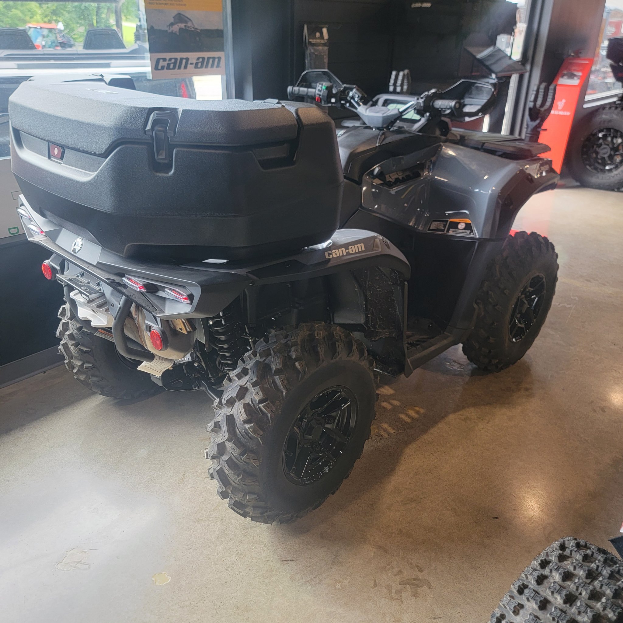 2026 Can-Am™ Outlander DPS 850 2