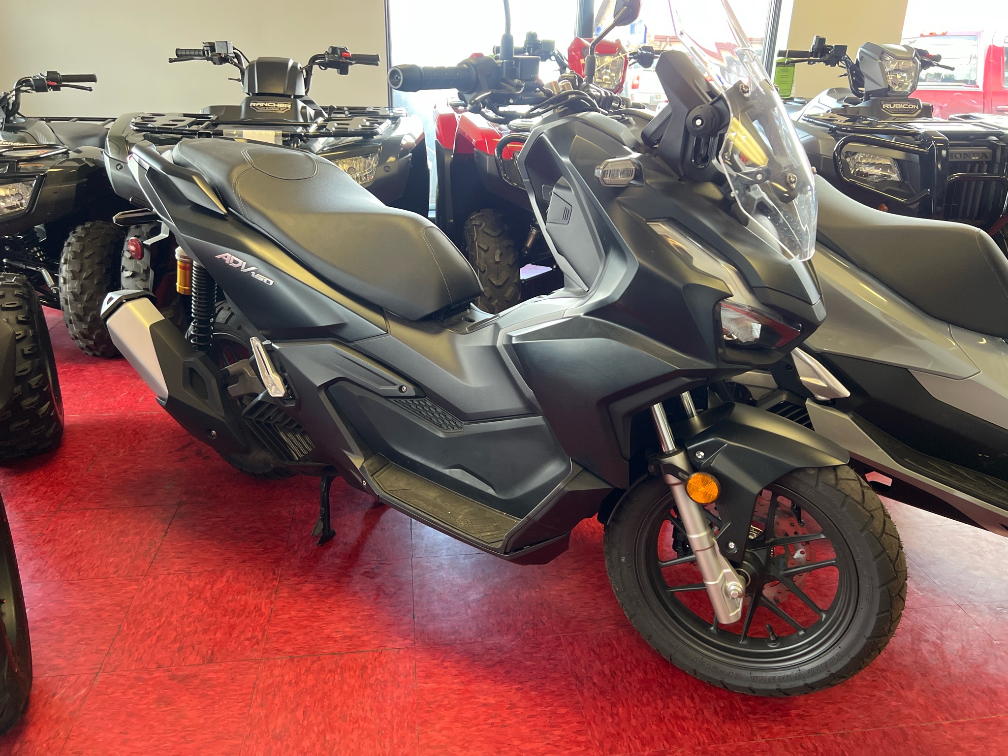2025 ADV160