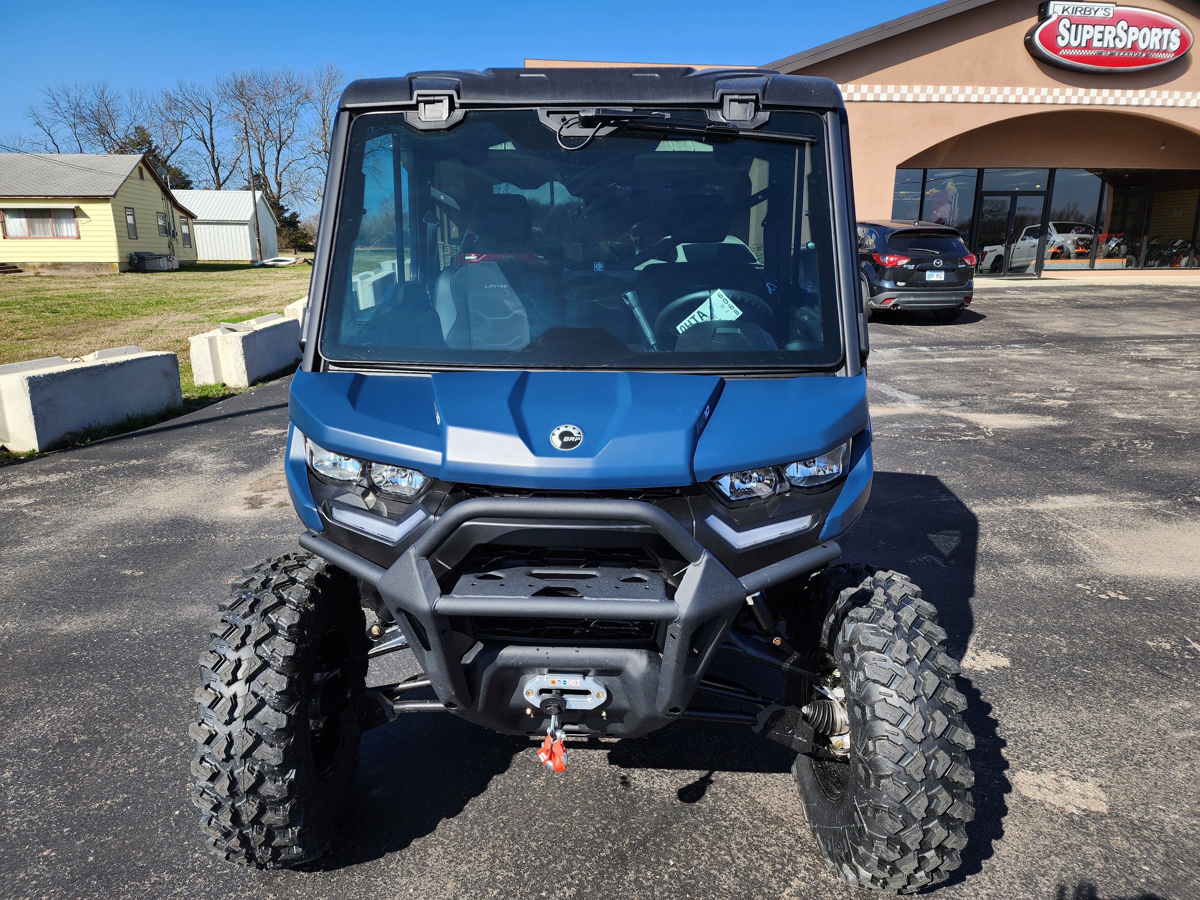 New 2026 Can-Am Defender PRO Limited - Specs, Price, Photos